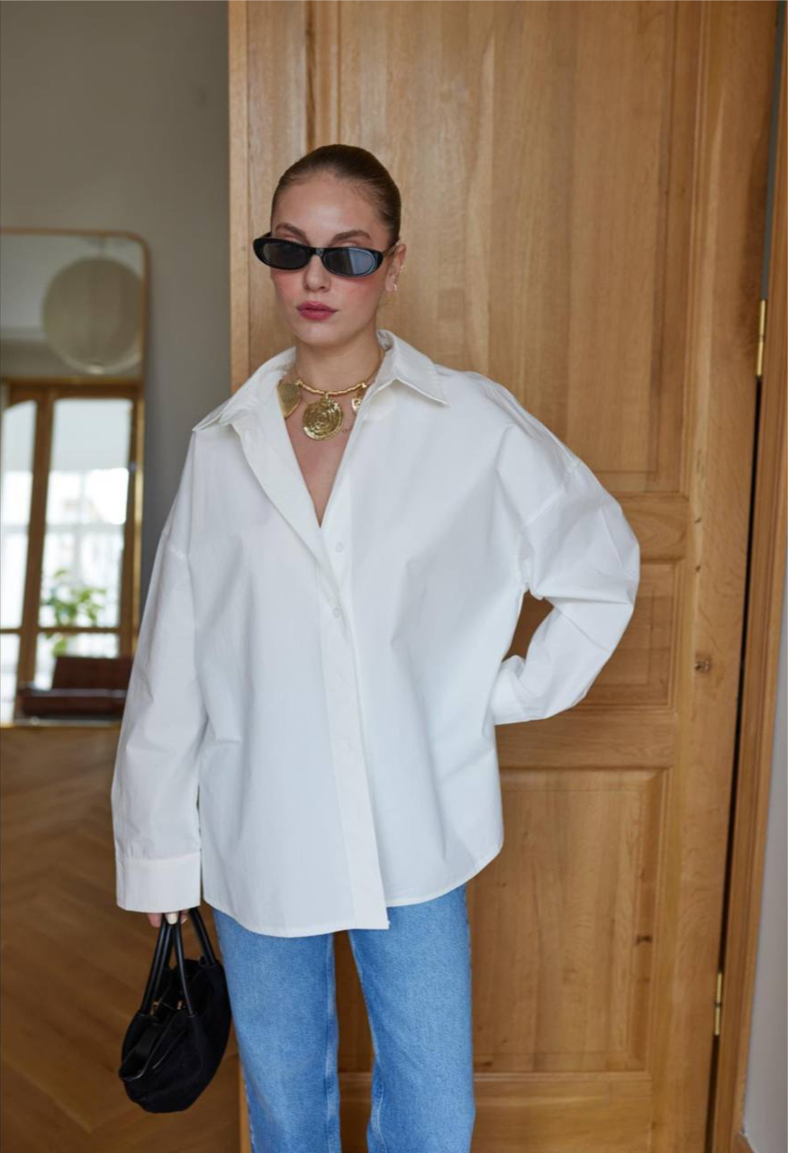 מכופתרת רוס לבן