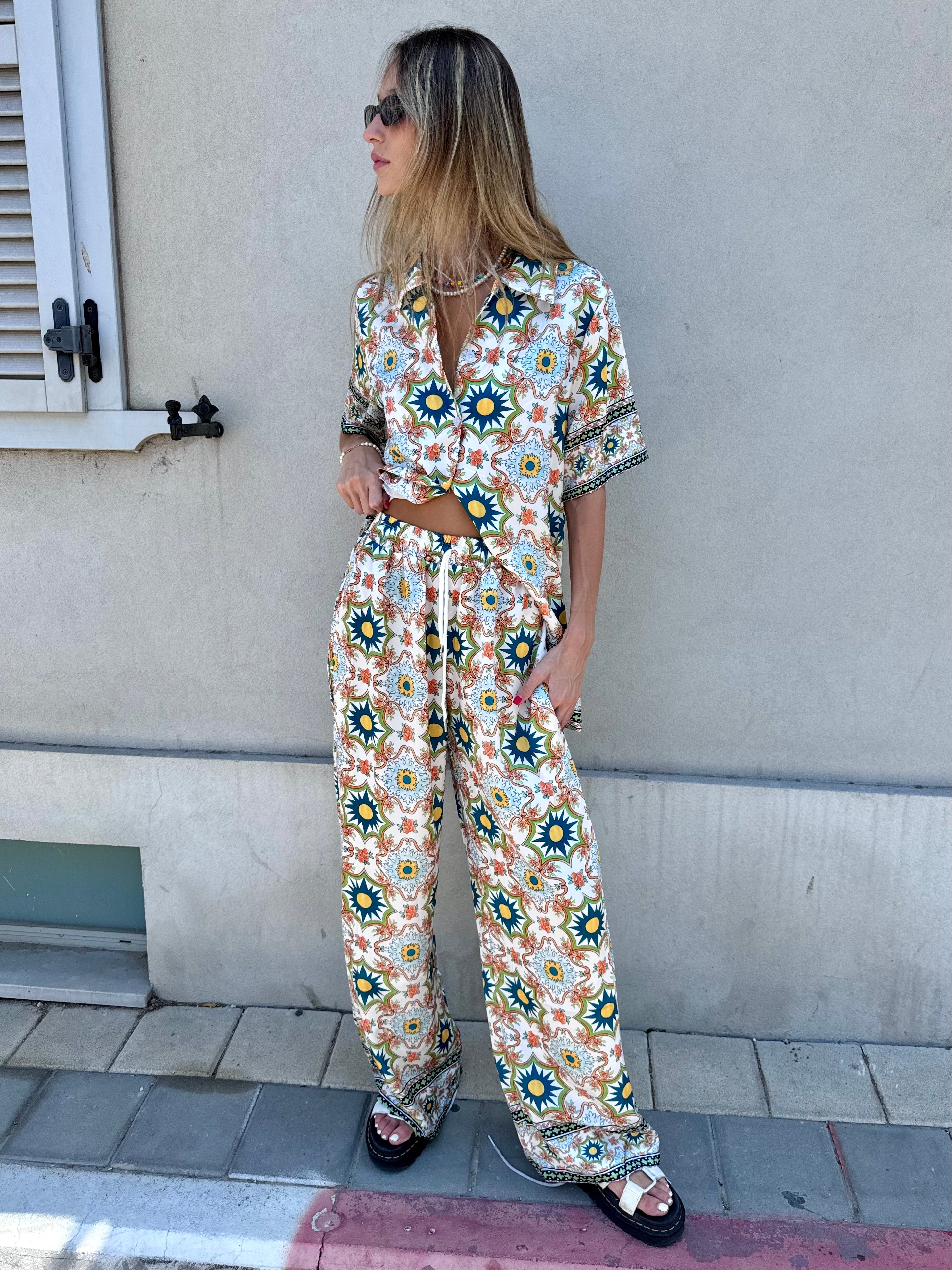 חליפת מכנס סאטן הילי