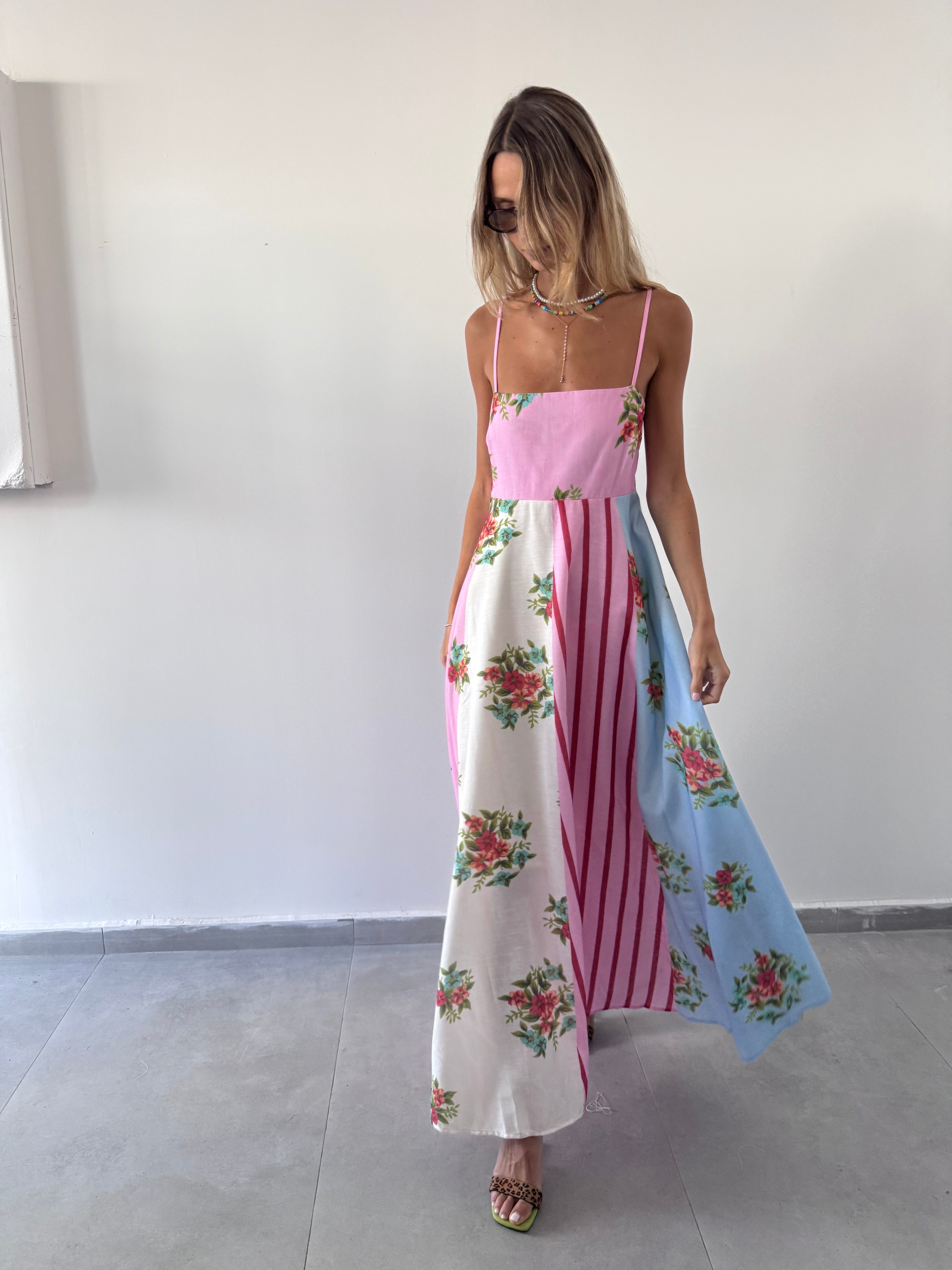 שמלת קארינה