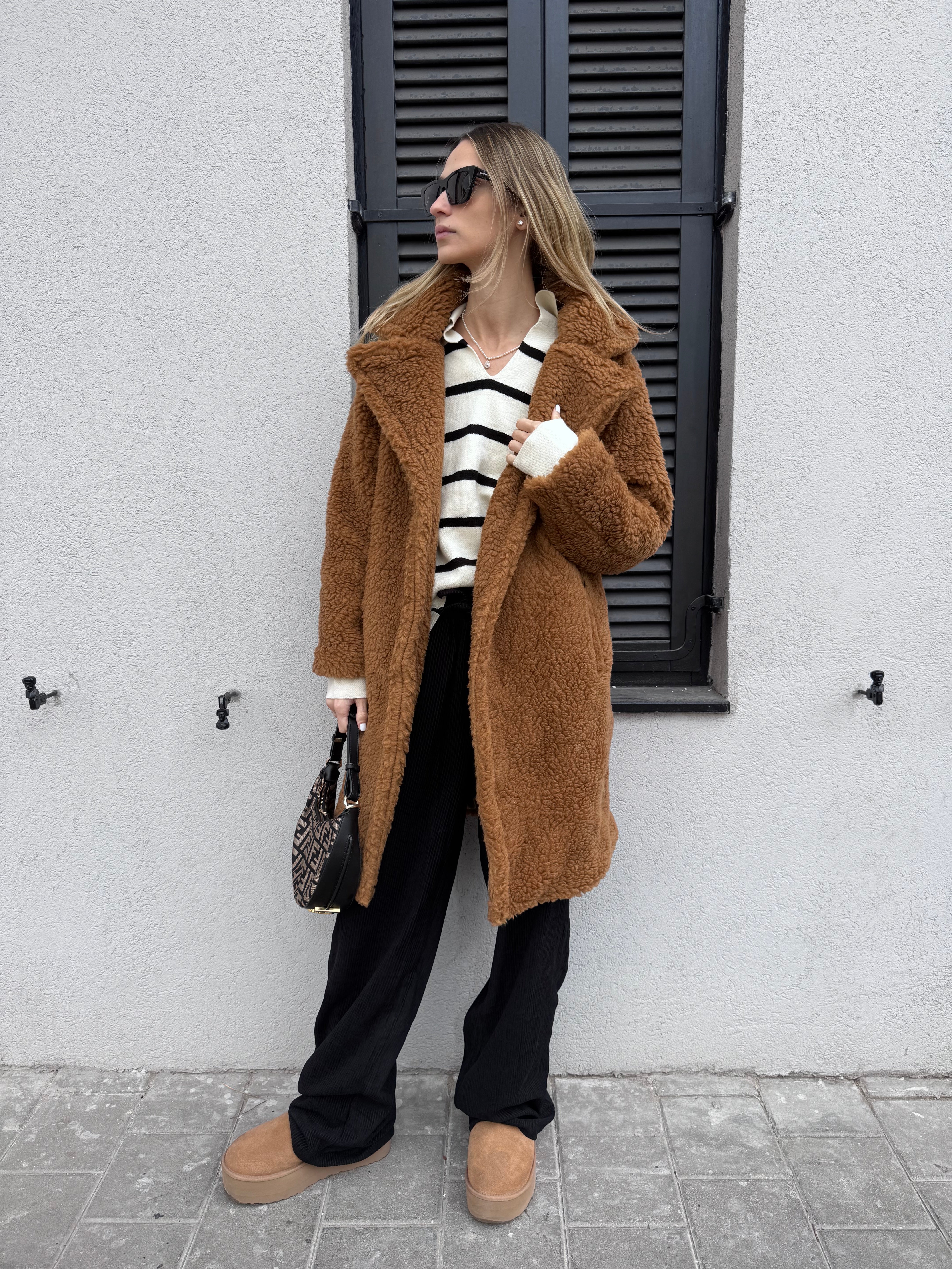 מעיל פרוותי מידי חום