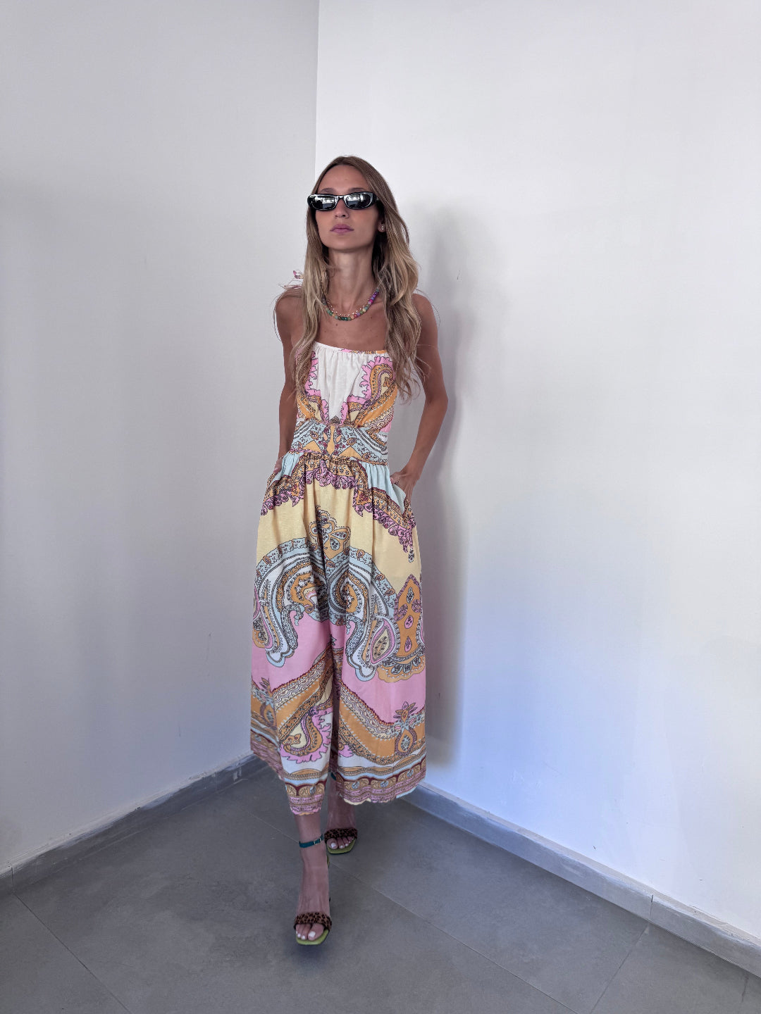 שמלת קומו פסטל