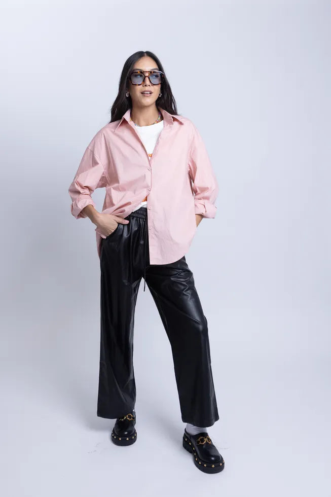 מכופתרת שחר ורוד עתיק