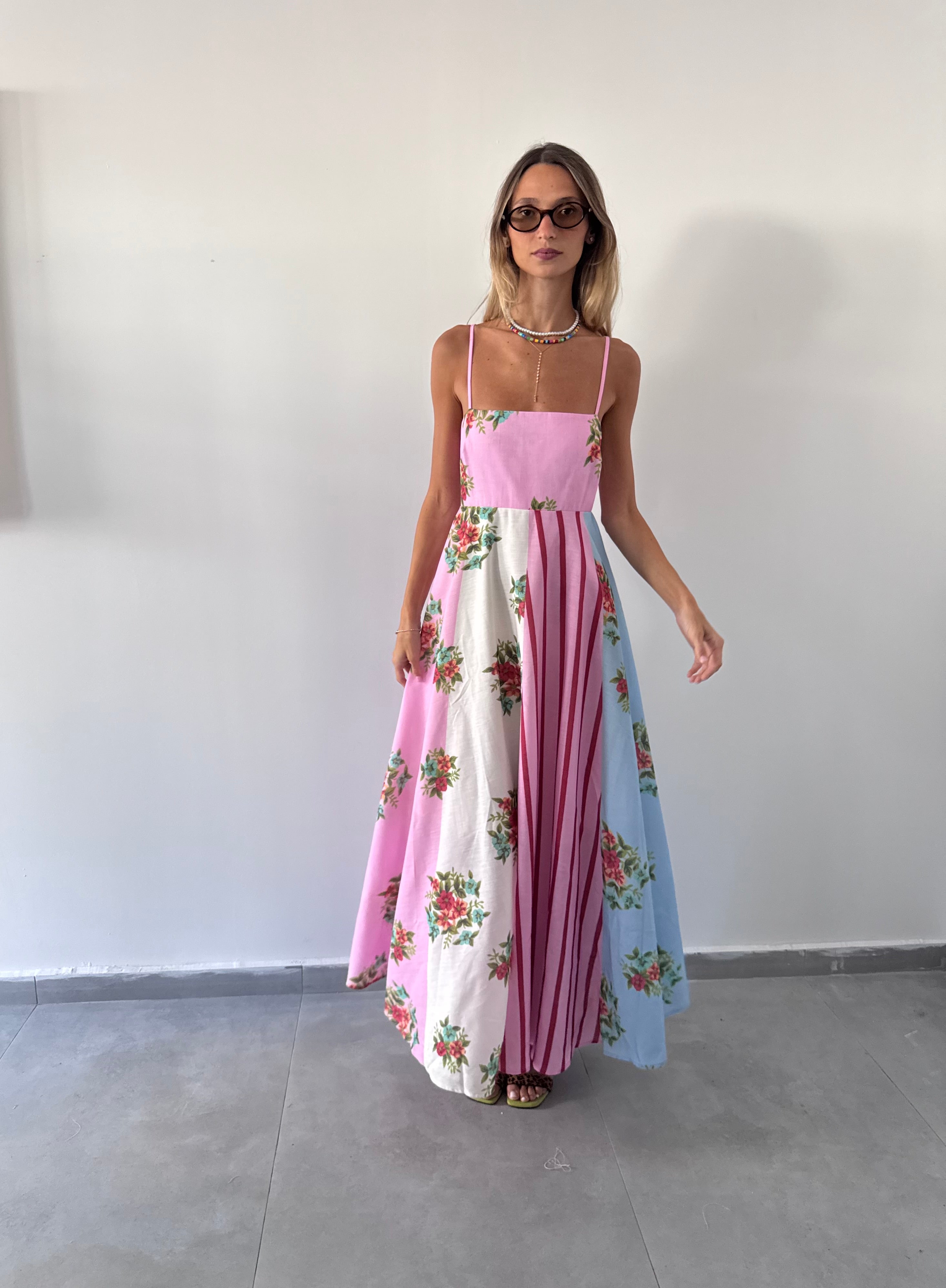 שמלת קארינה