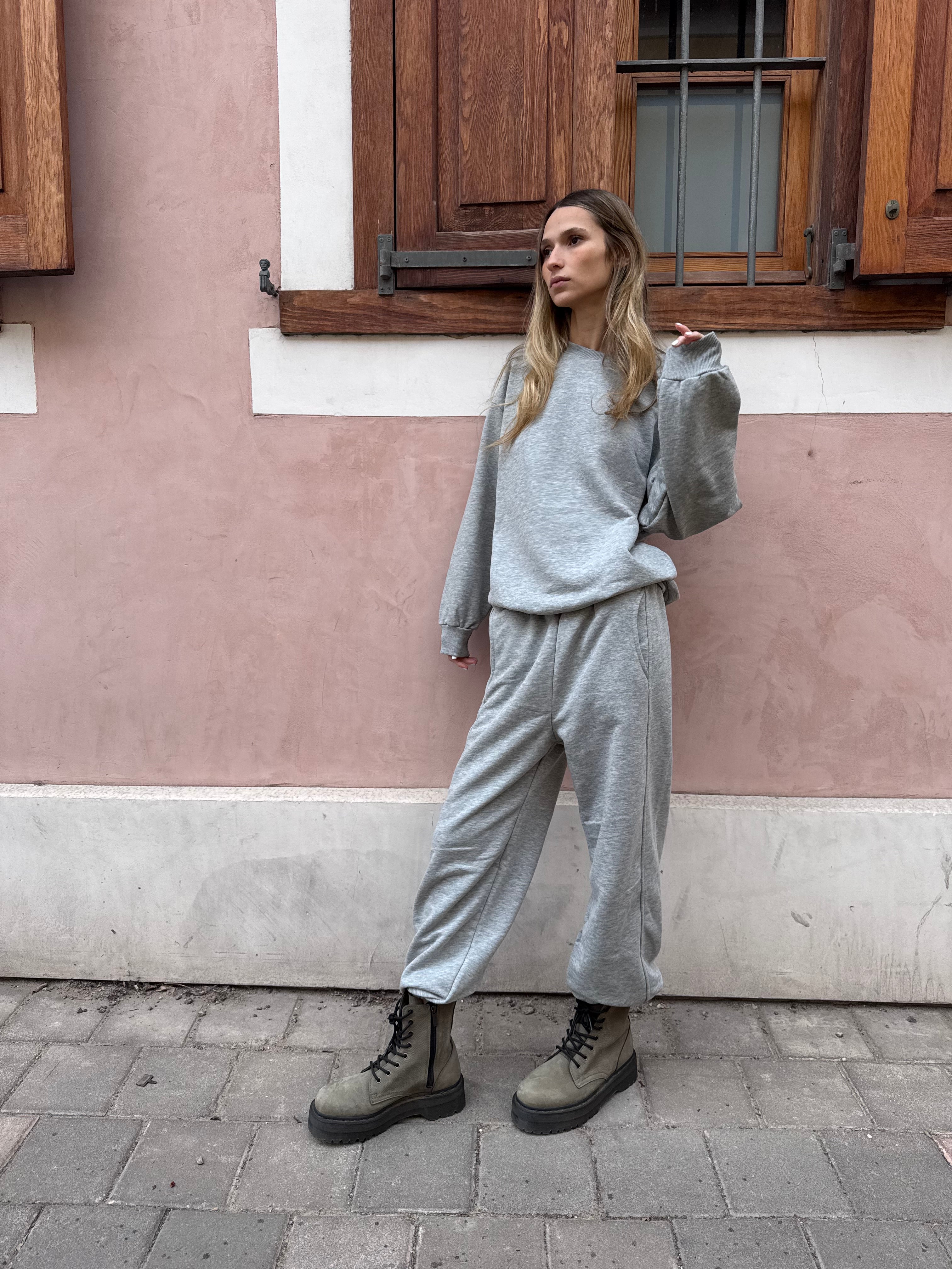 חליפת פוטר סאן אפור