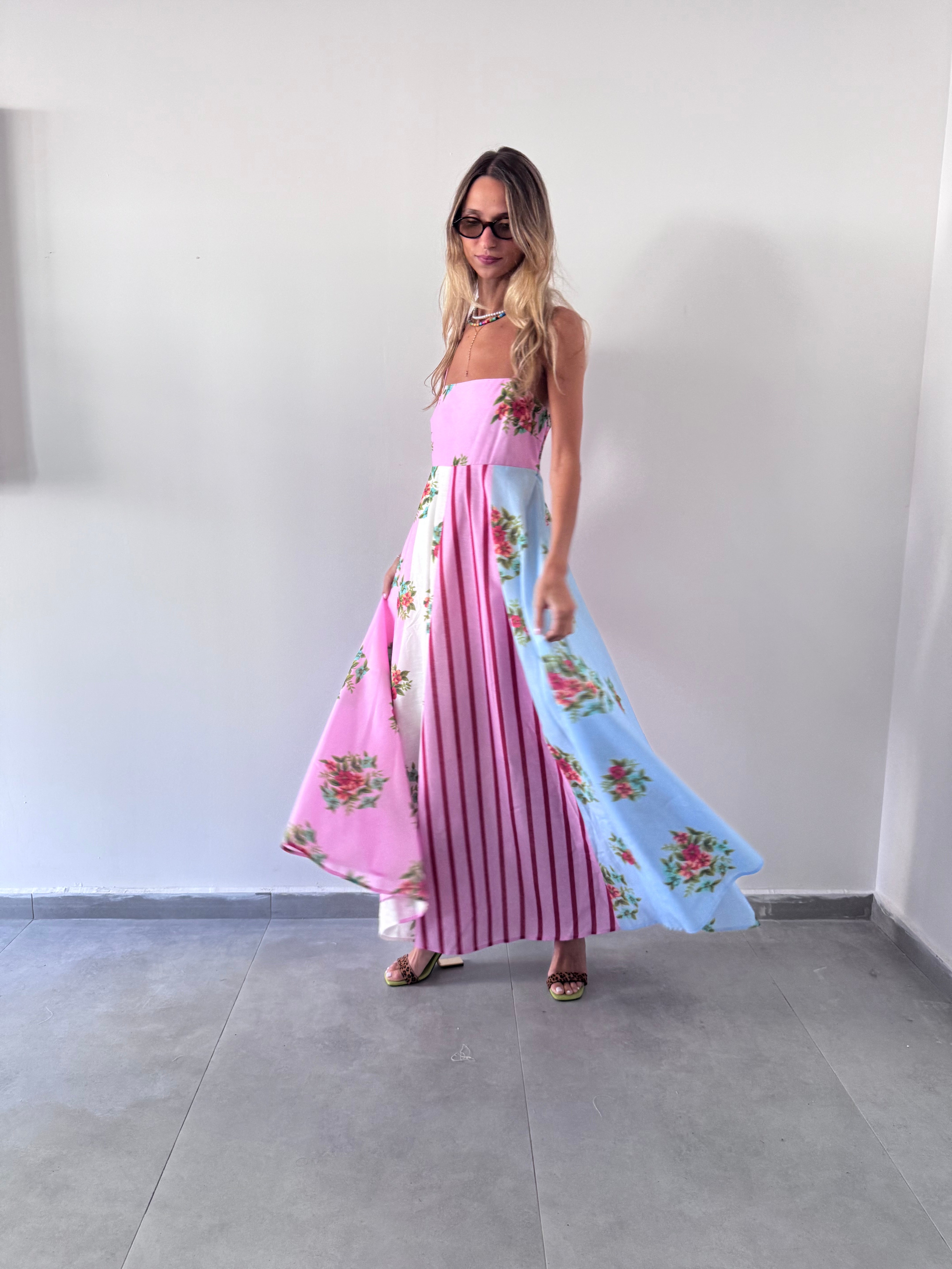 שמלת קארינה