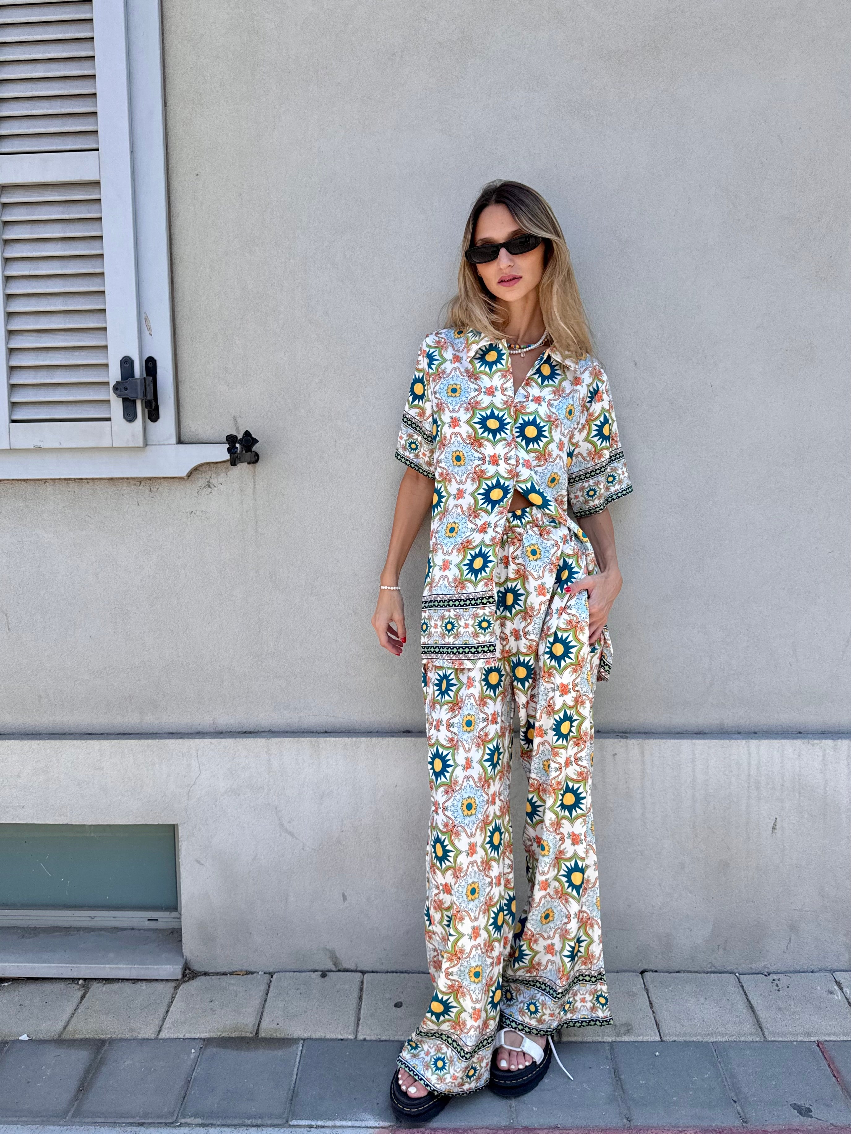 חליפת מכנס סאטן הילי