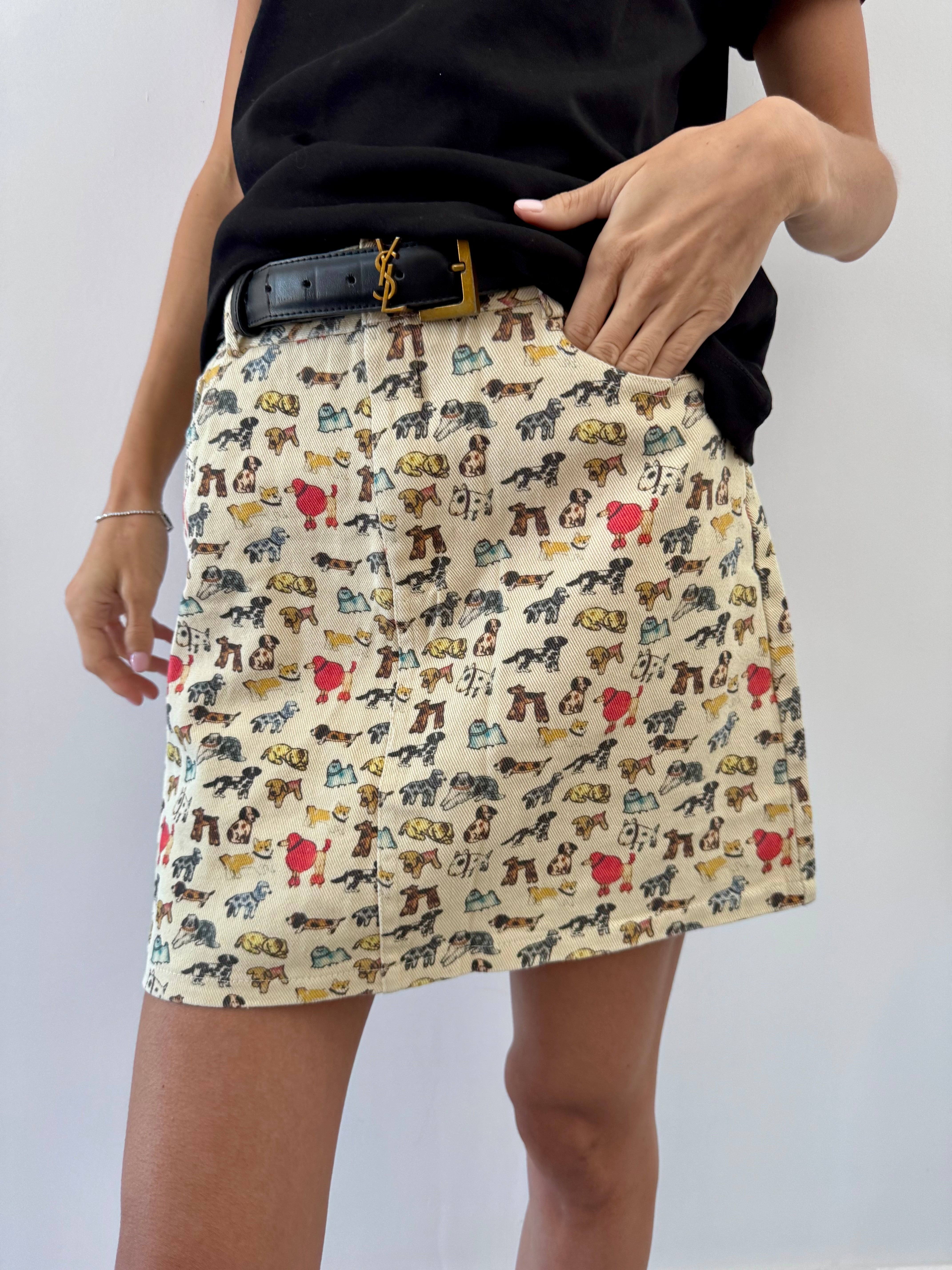 חצאית מיני דוגיז