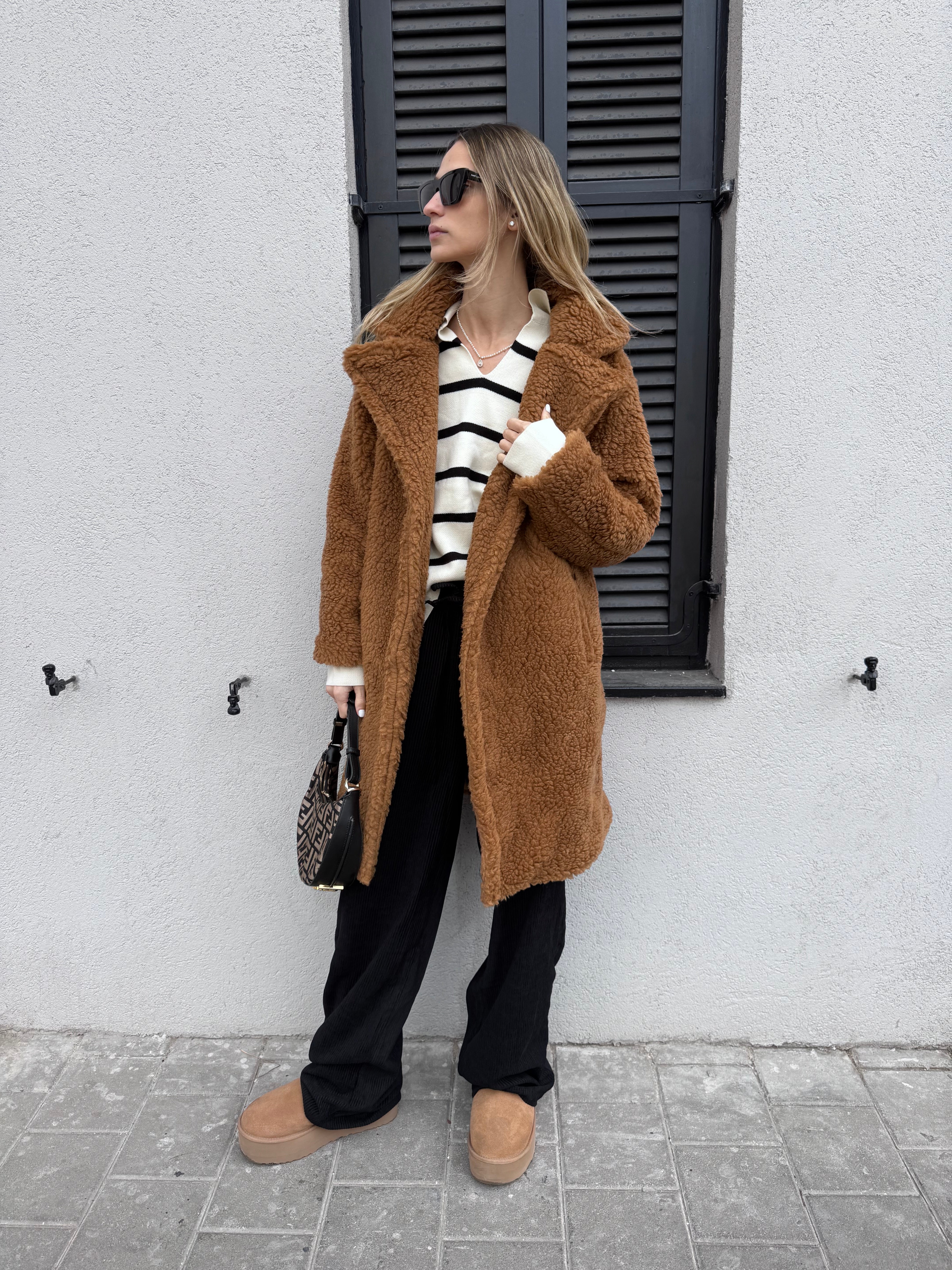 מעיל פרוותי מידי חום