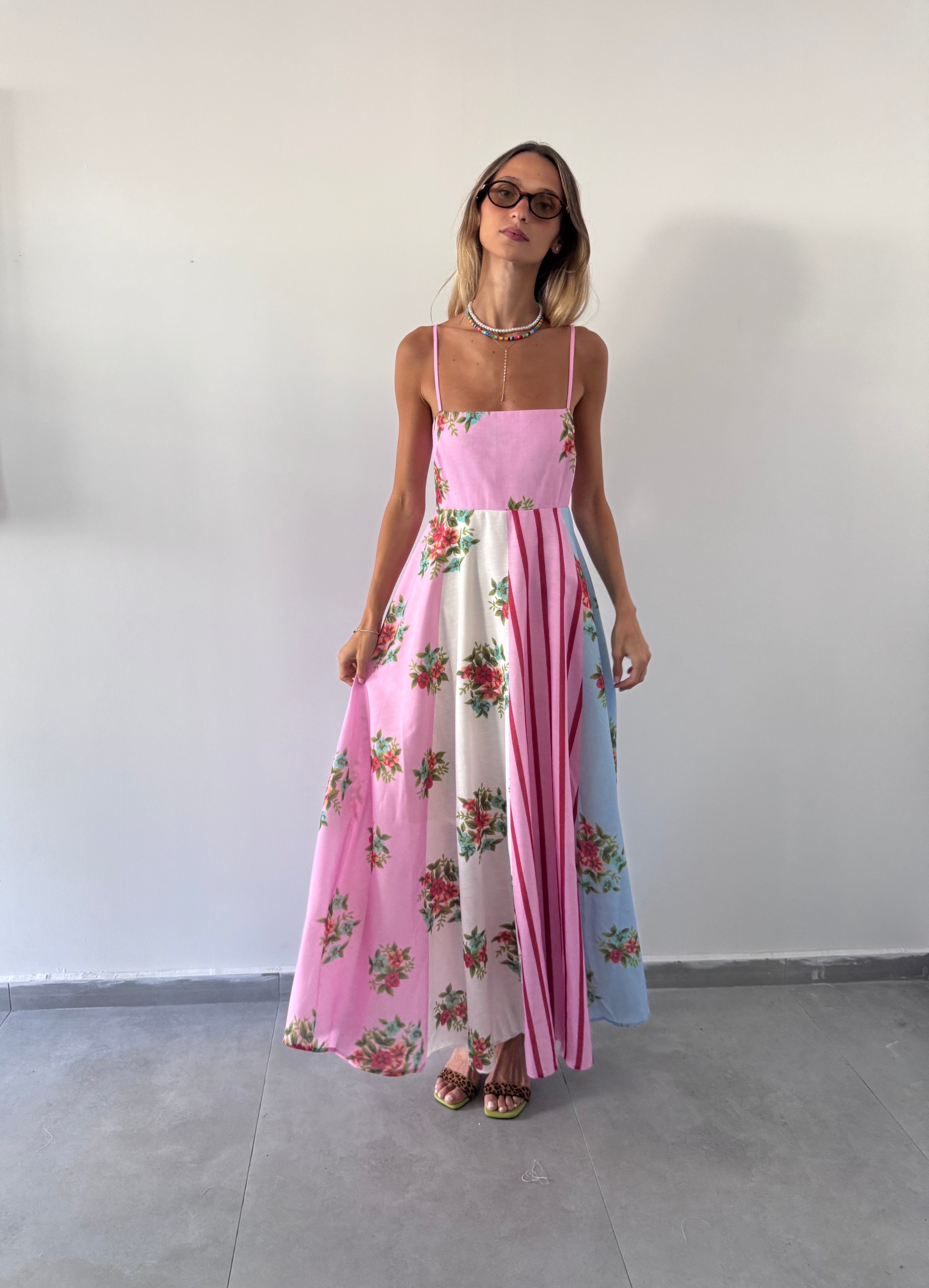 שמלת קארינה