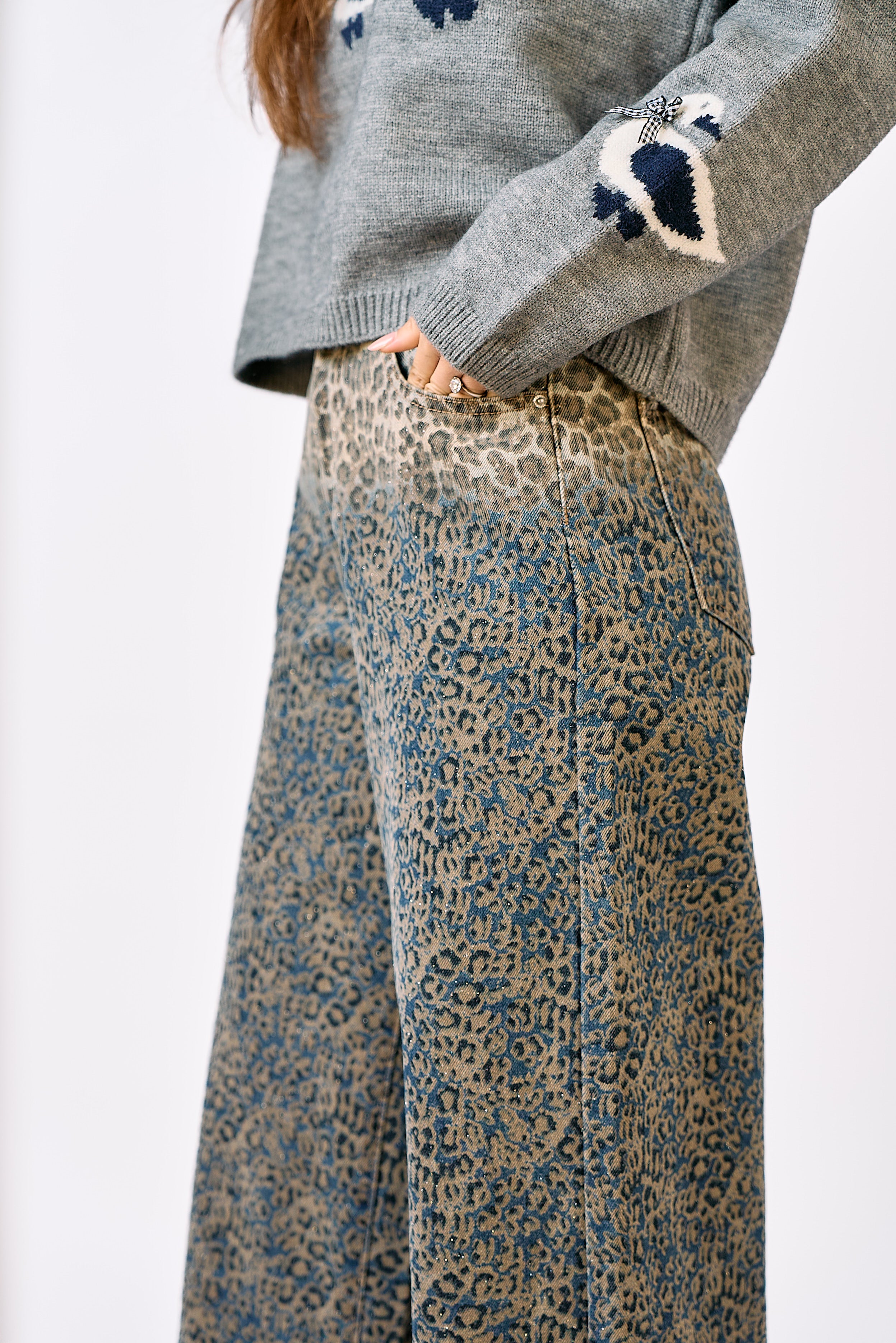 ג׳ינס לארה מנומר