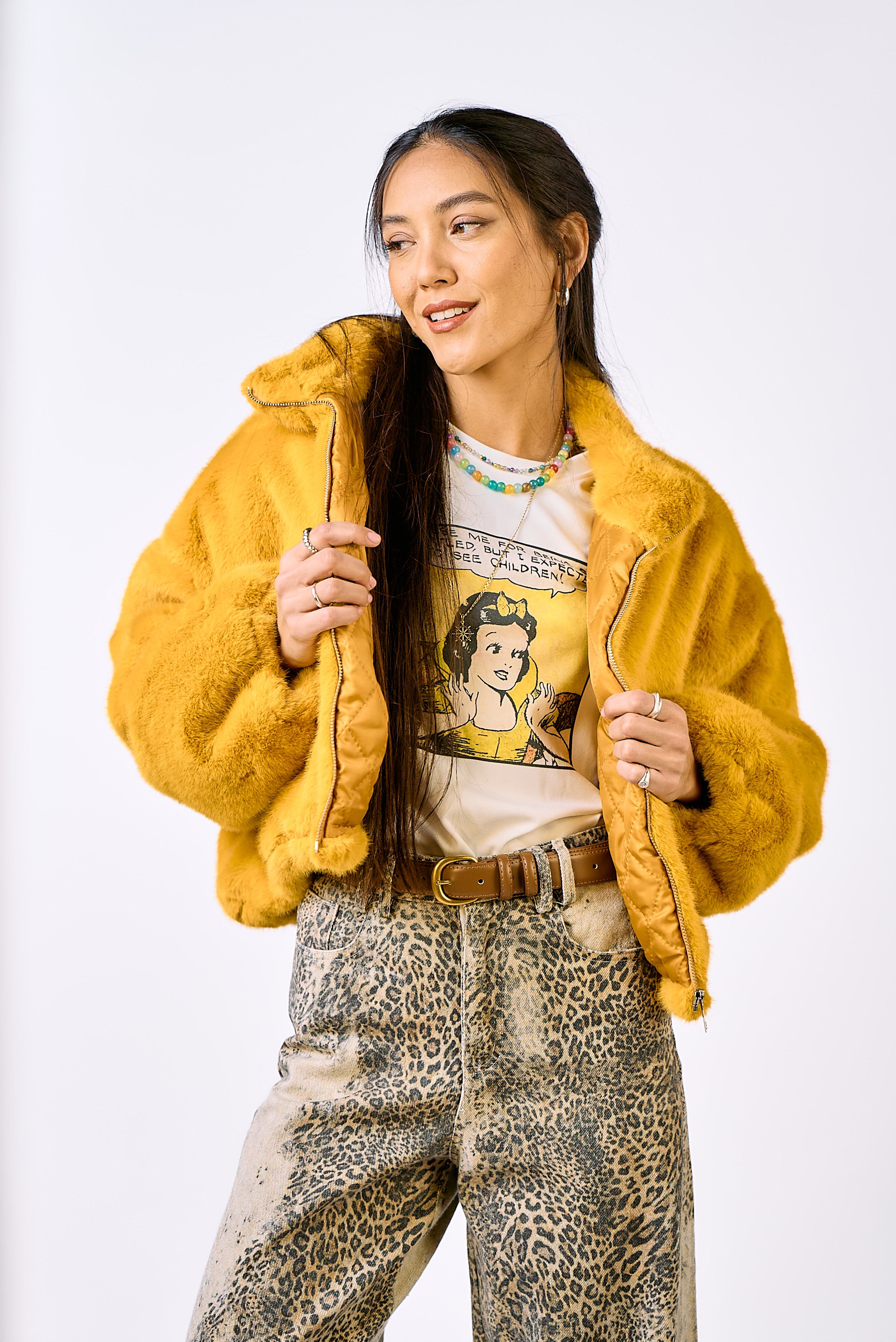 מעיל פרווה ג׳ודי צהוב