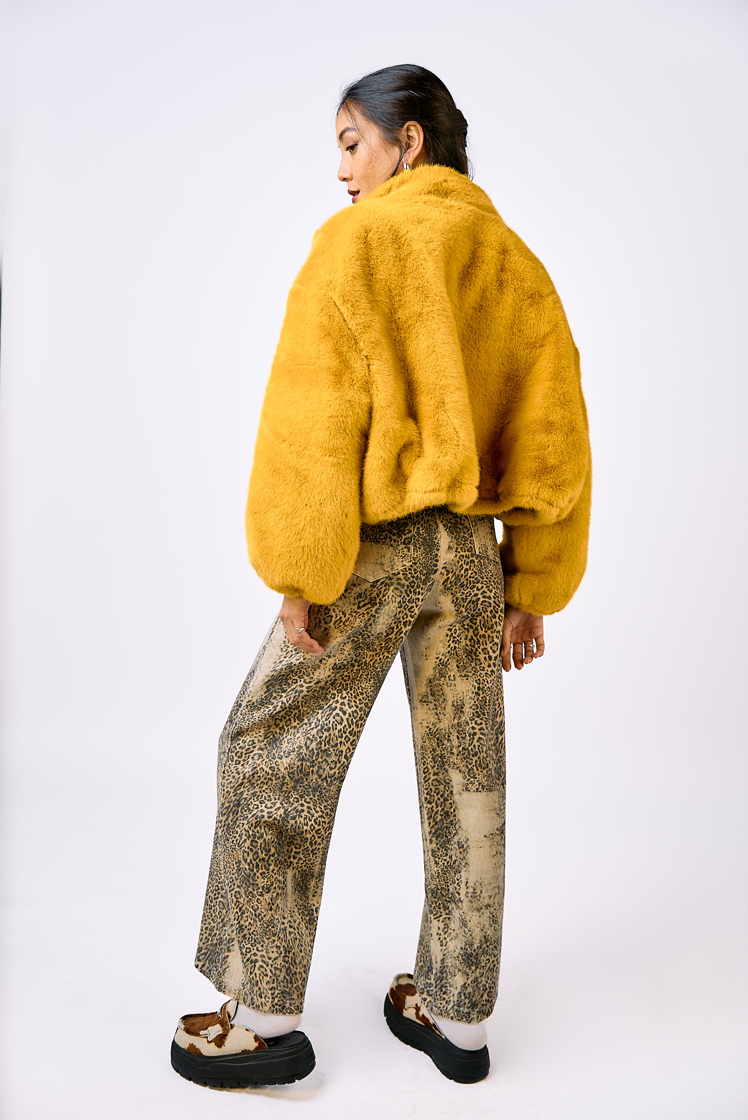 מעיל פרווה ג׳ודי צהוב