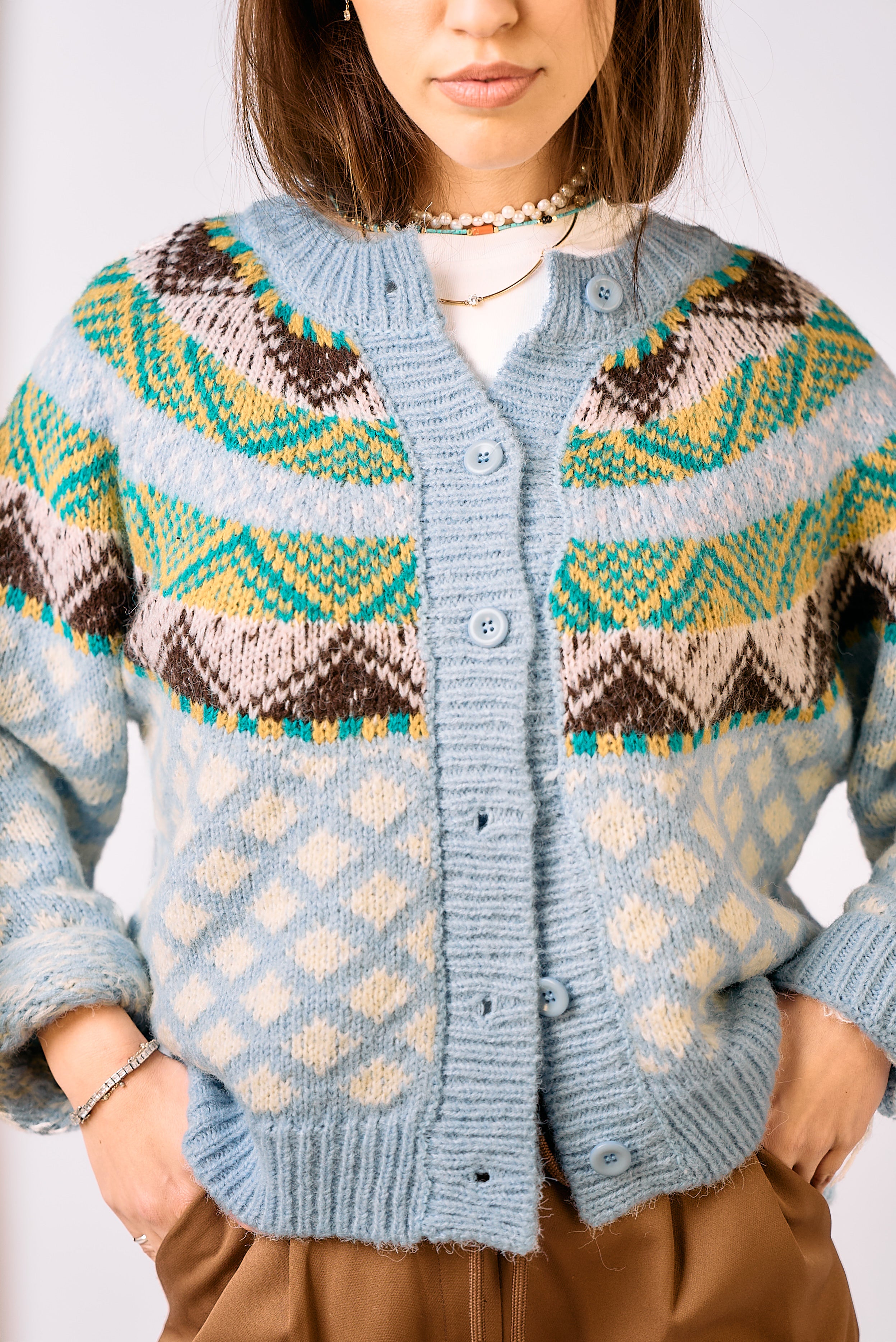 סריג קרדיגן אליס