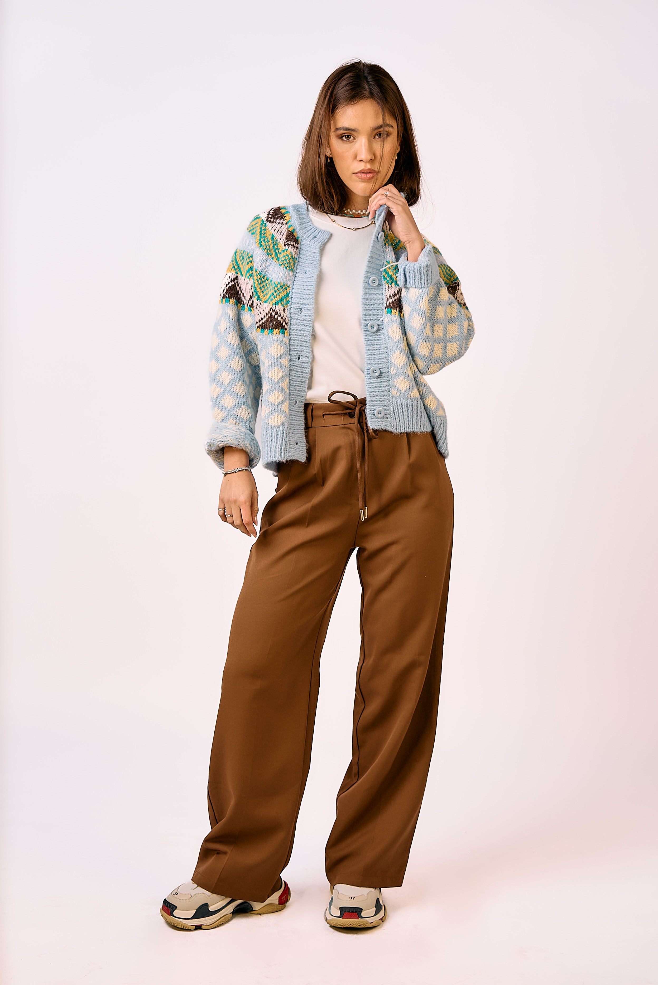 סריג קרדיגן אליס