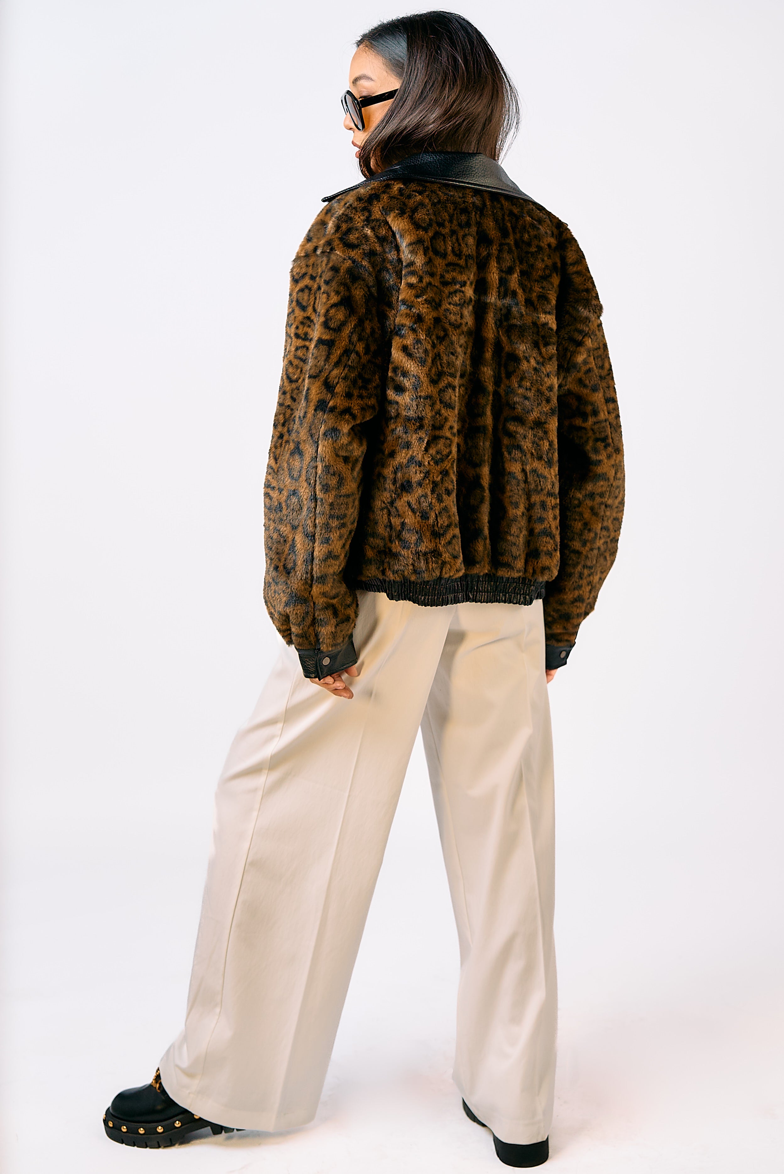 מעיל עמית עור ומנומר