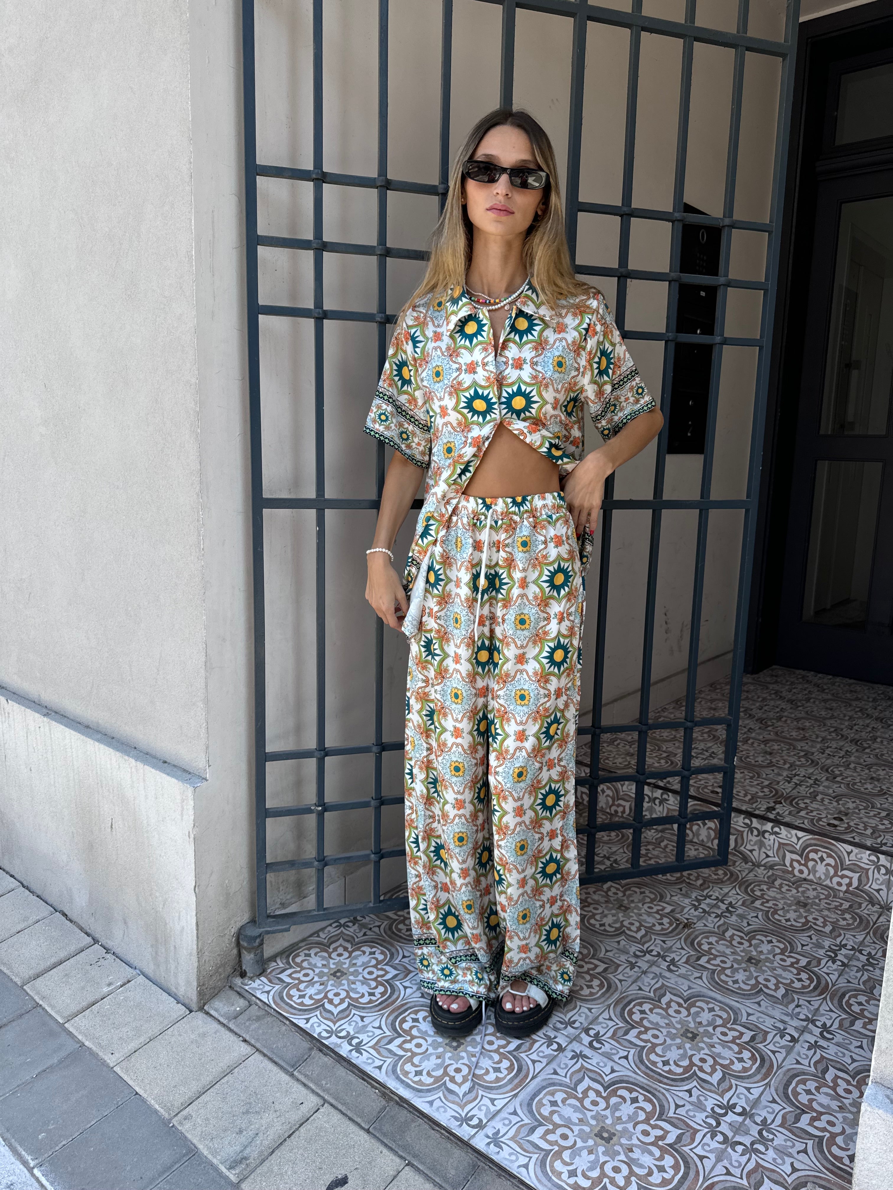 חליפת מכנס סאטן הילי