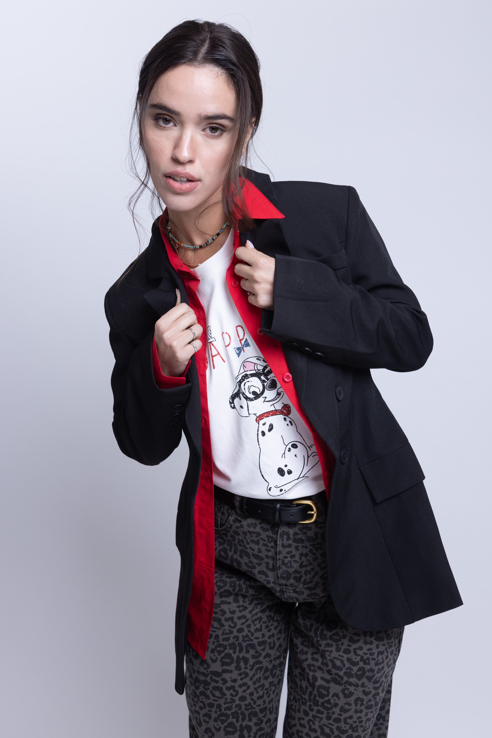 בלייזר מחויט רומי שחור