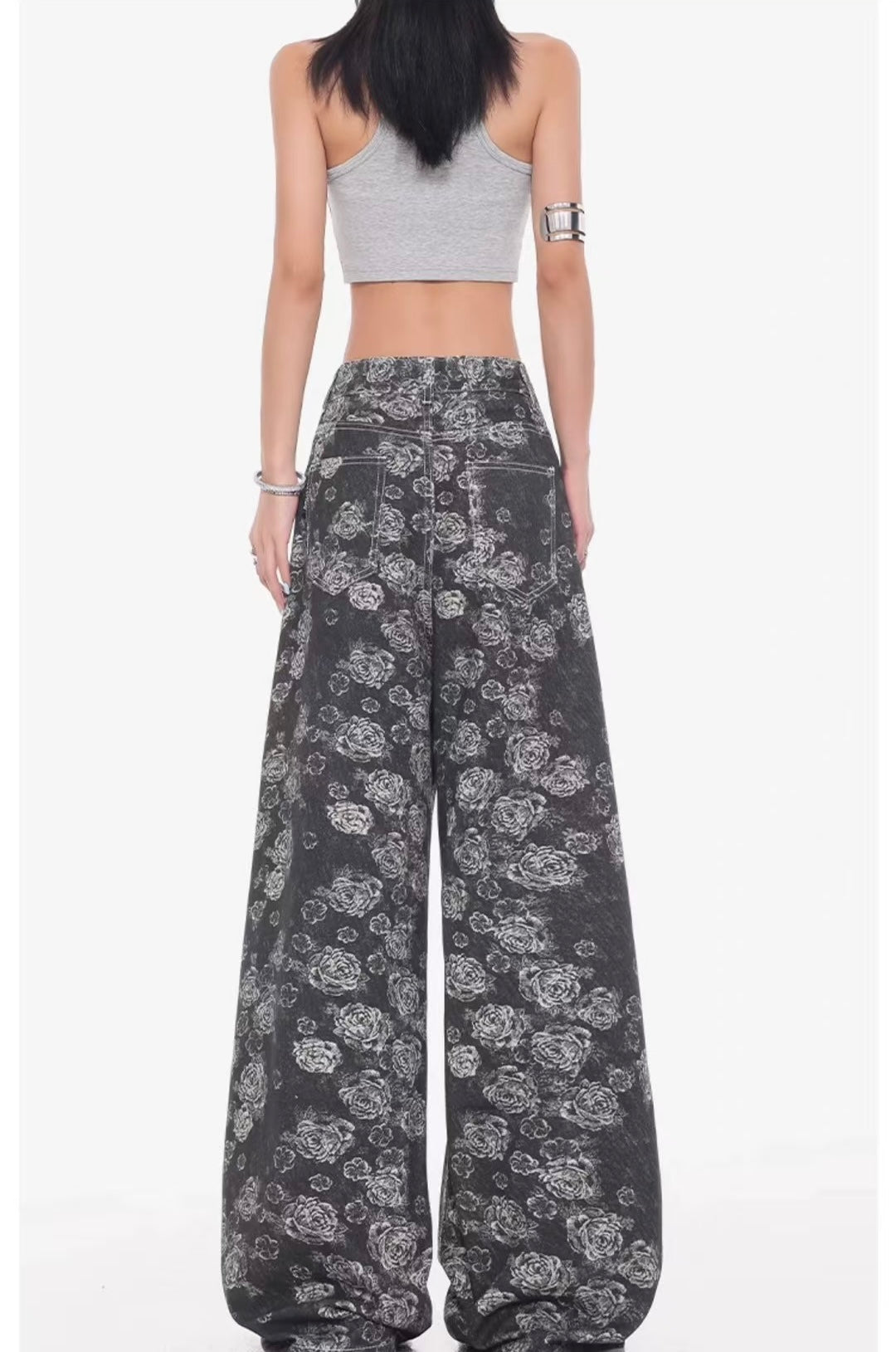 ג׳ינס היילי פרחים שחור