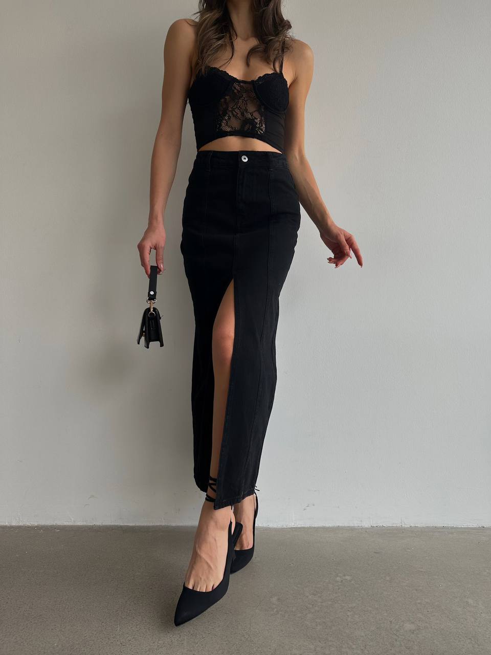 חצאית עפרון גינס שחור