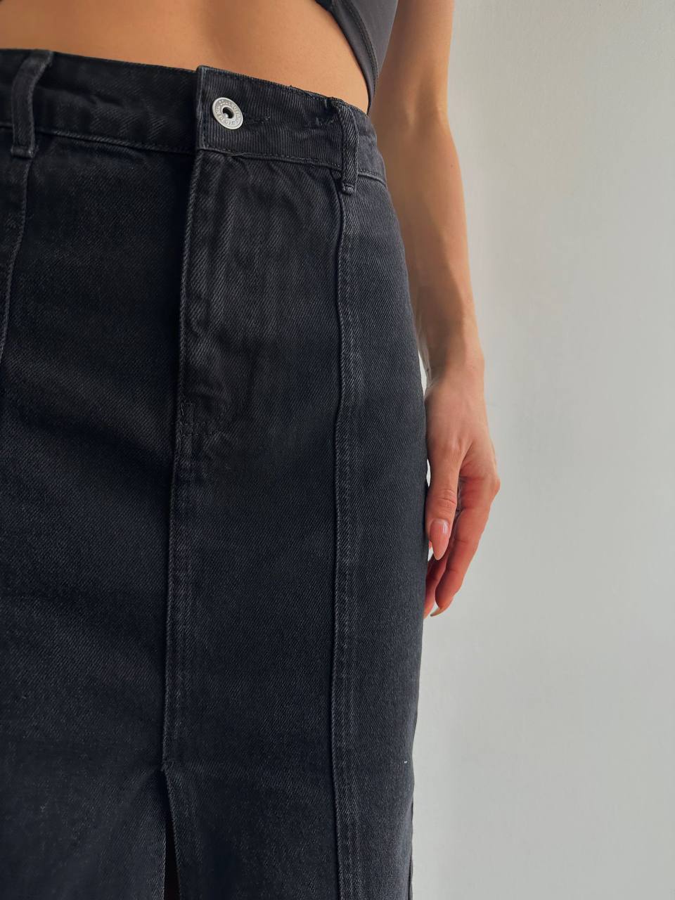 חצאית עפרון גינס שחור