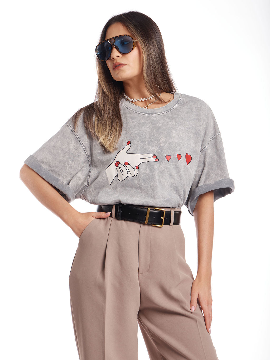 חולצת טי הארט שוט