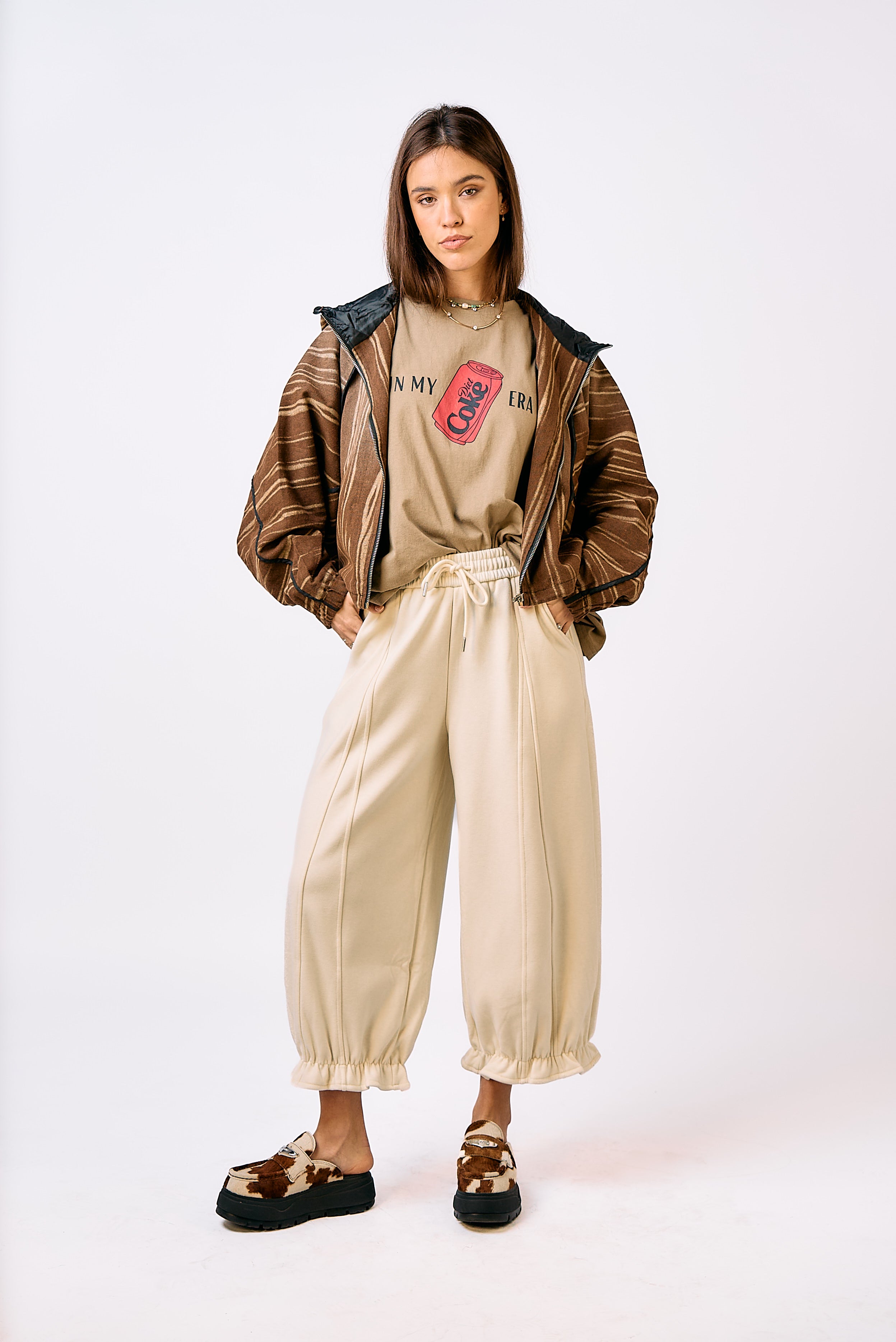 מעיל רומנו חום עם כובע