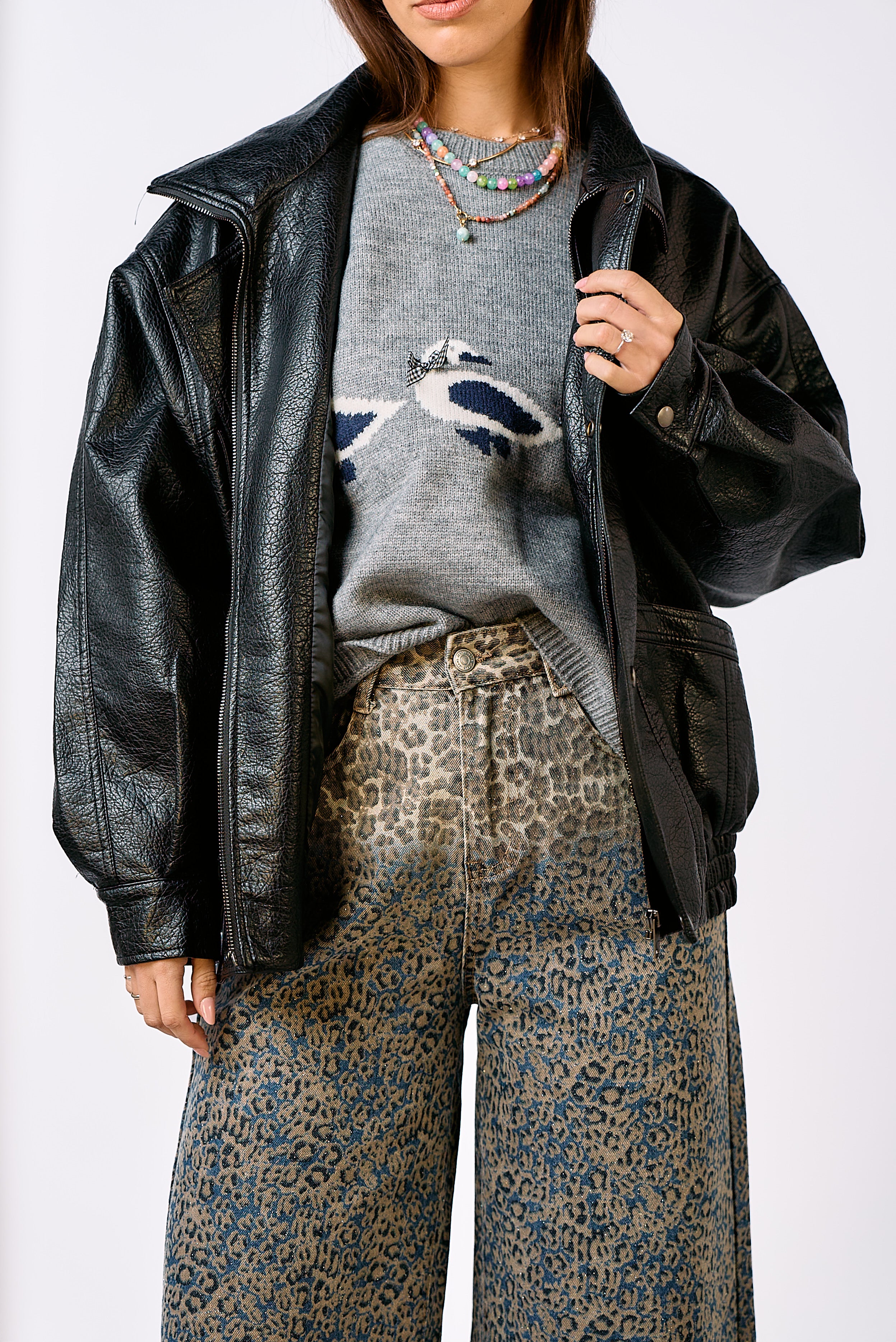 סריג נולי אפור