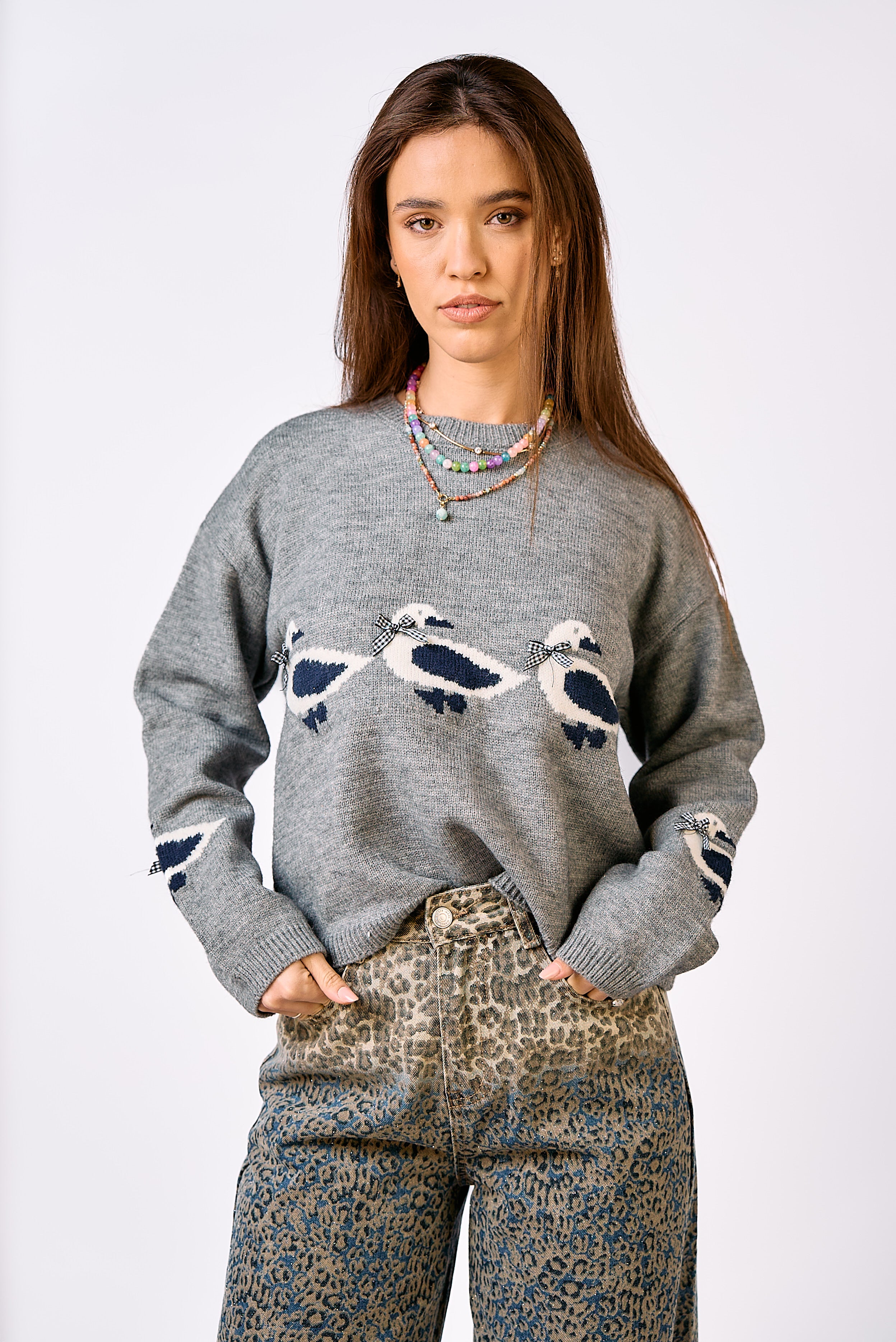 סריג נולי אפור