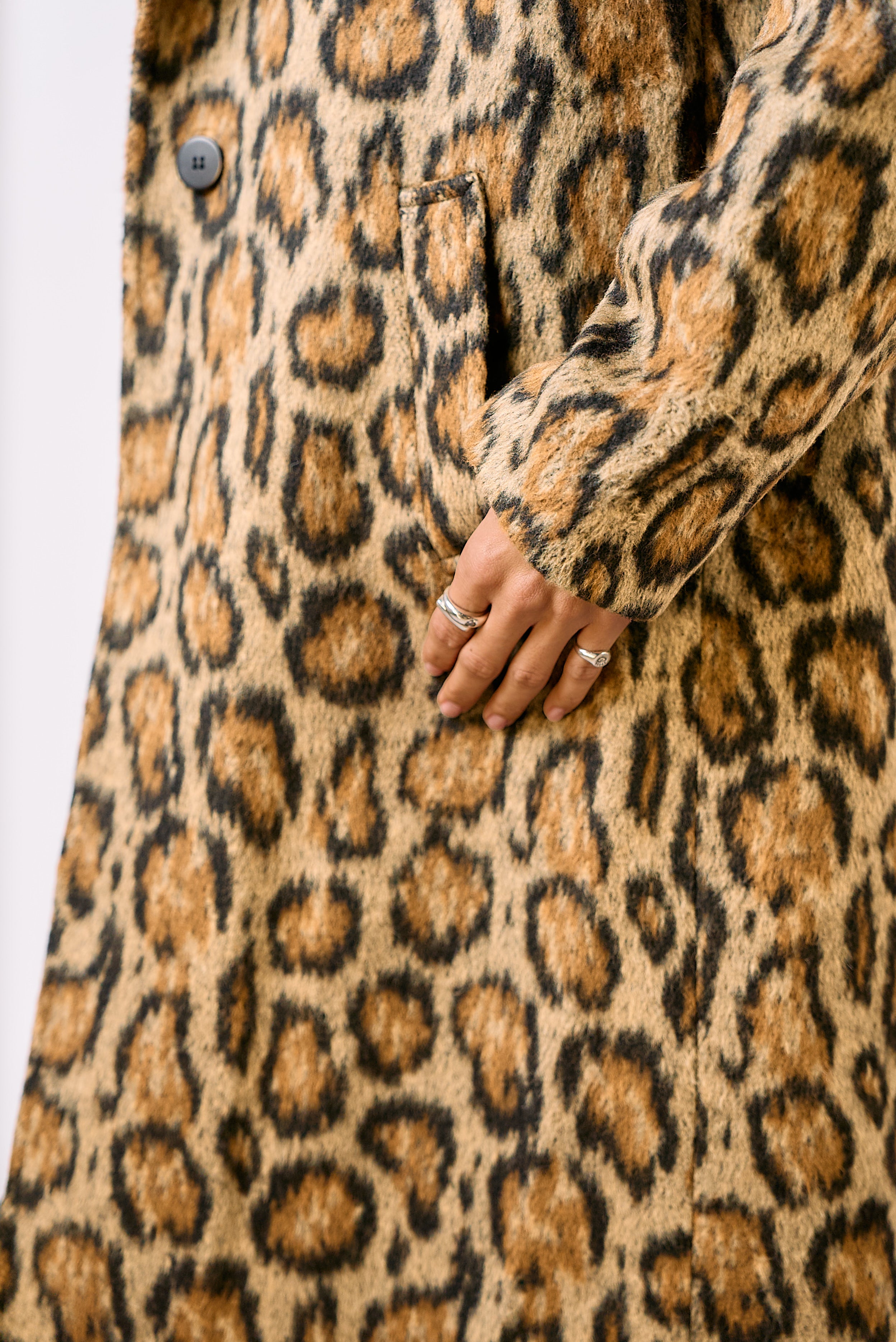 מעיל טינה מנומר