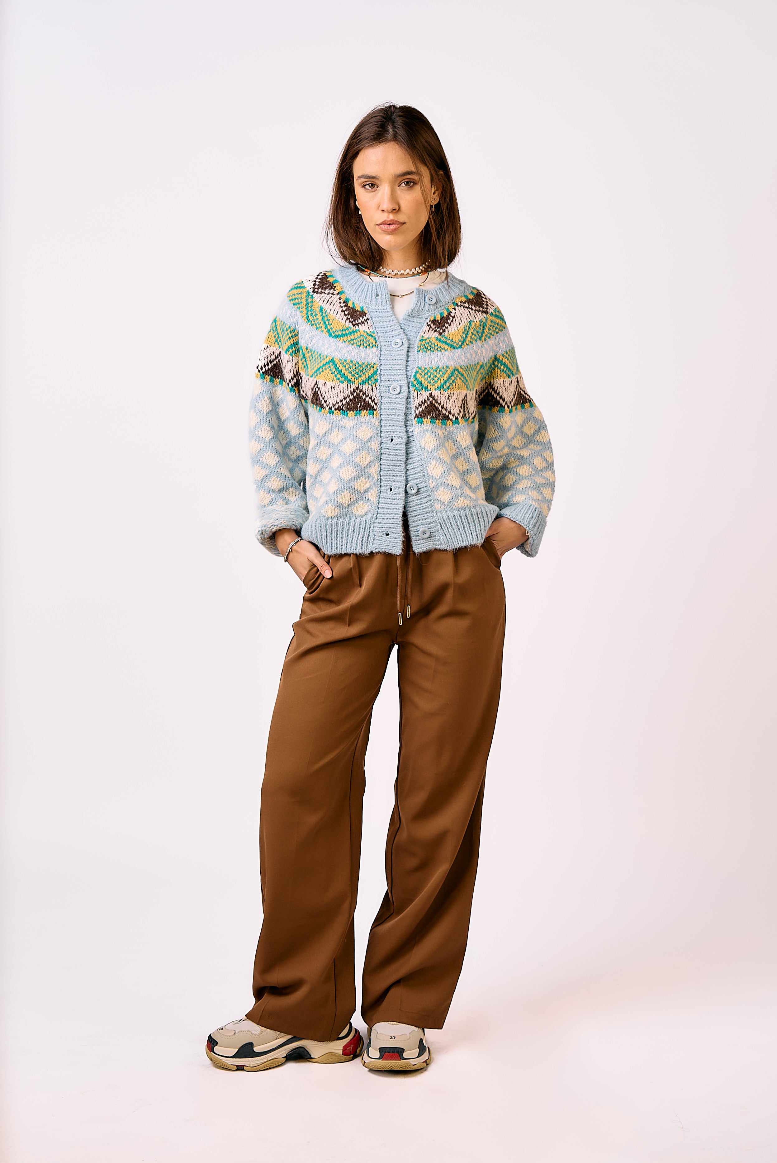 סריג קרדיגן אליס