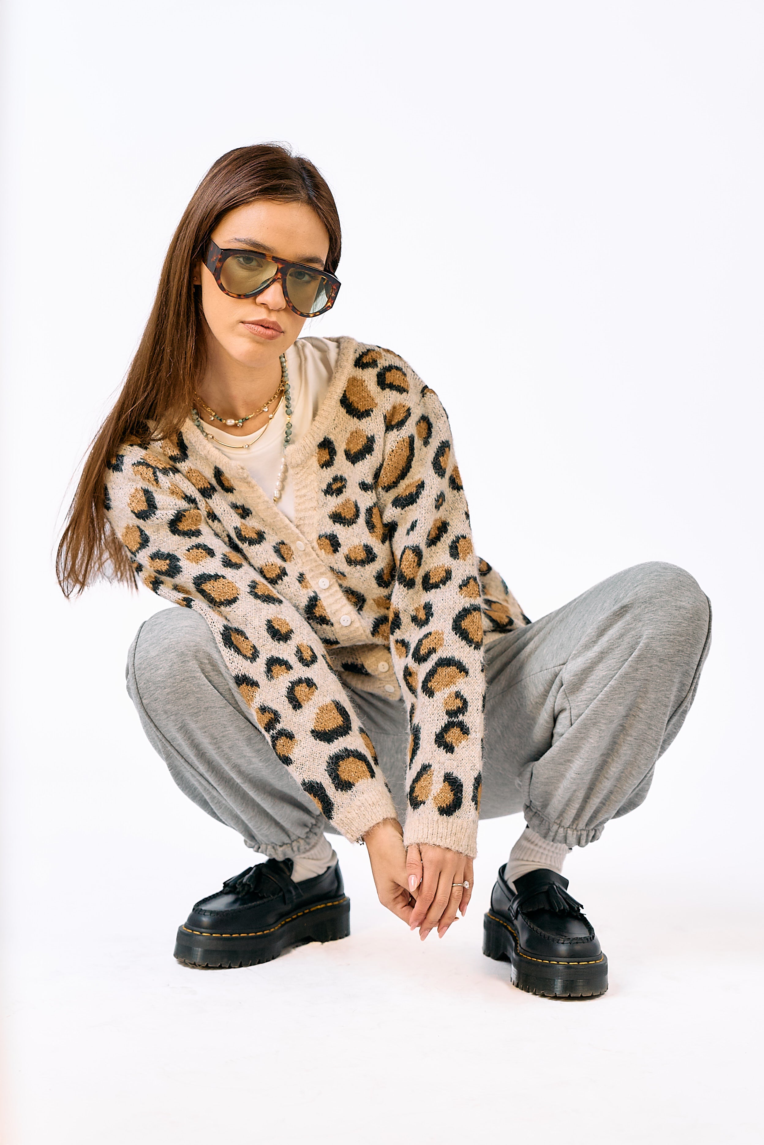 סריג כפתורים מנומר רובי