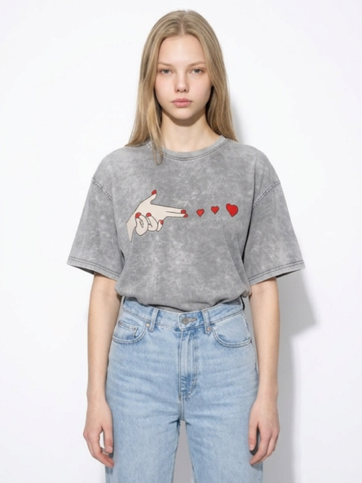 חולצת טי הארט שוט