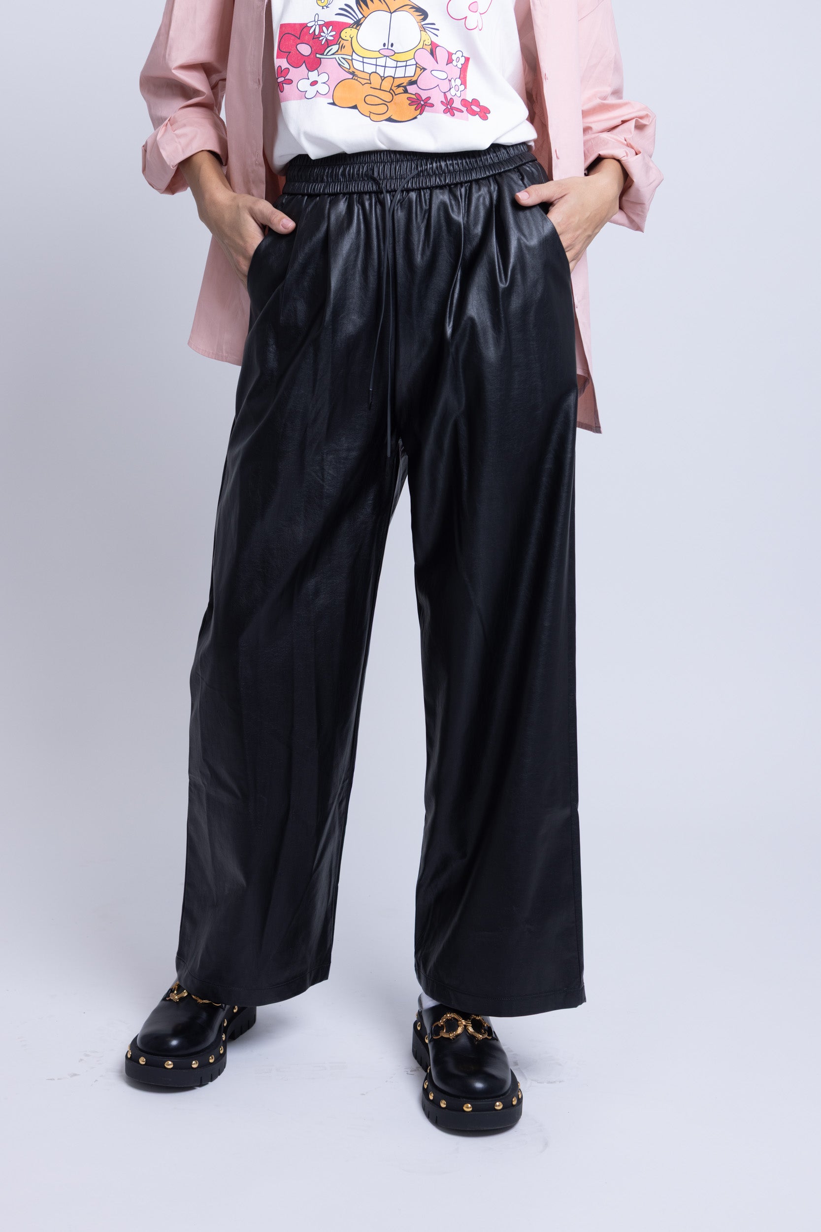 מכנס דמוי עור לייבו שחור