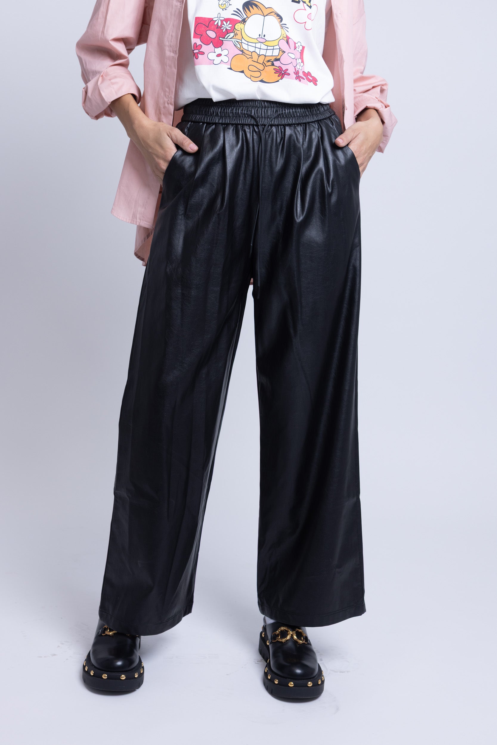 מכנס דמוי עור לייבו שחור