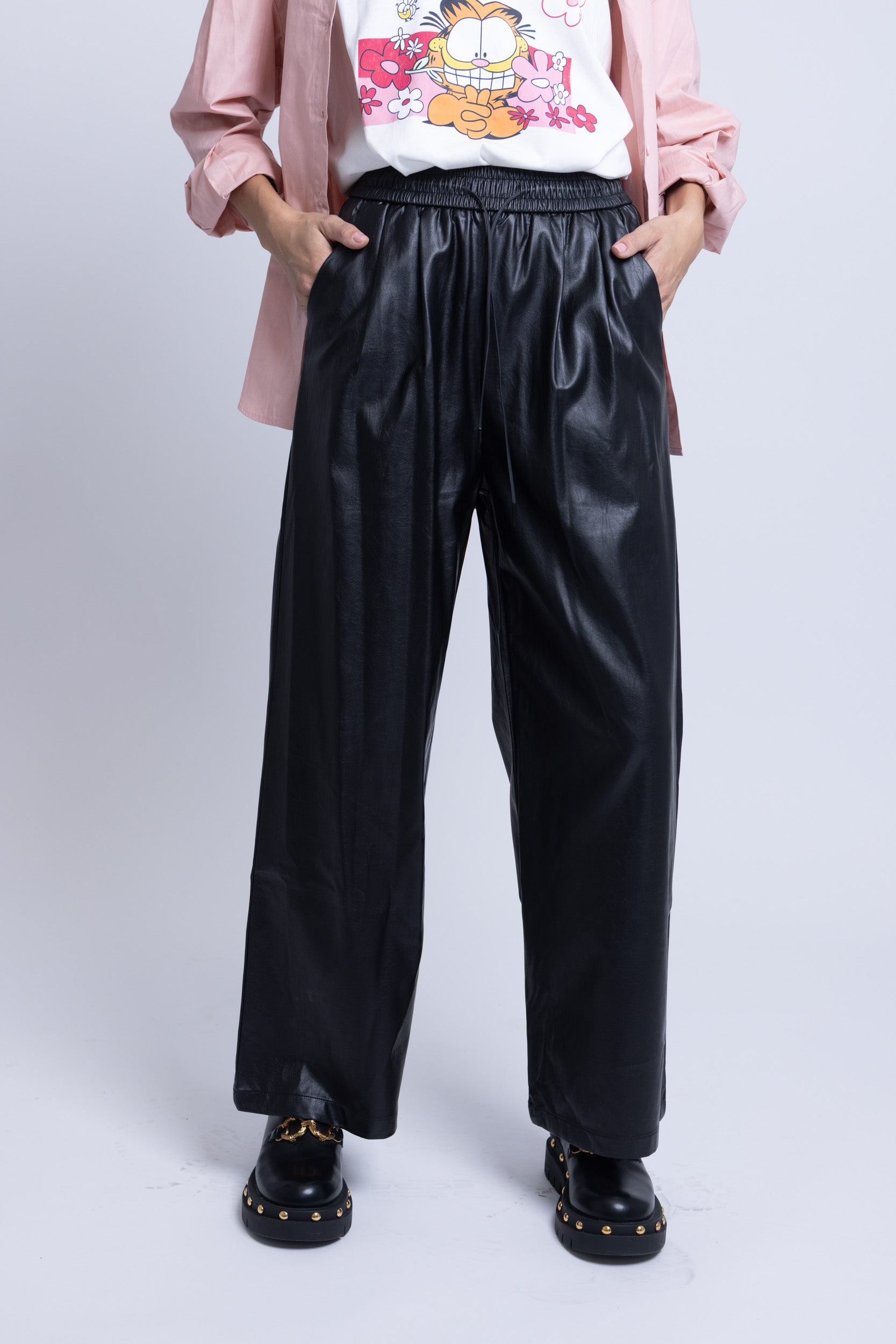 מכנס דמוי עור לייבו שחור