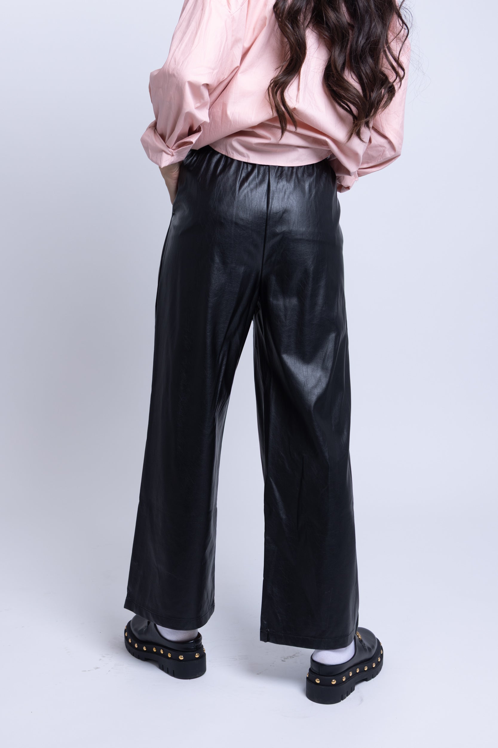 מכנס דמוי עור לייבו שחור