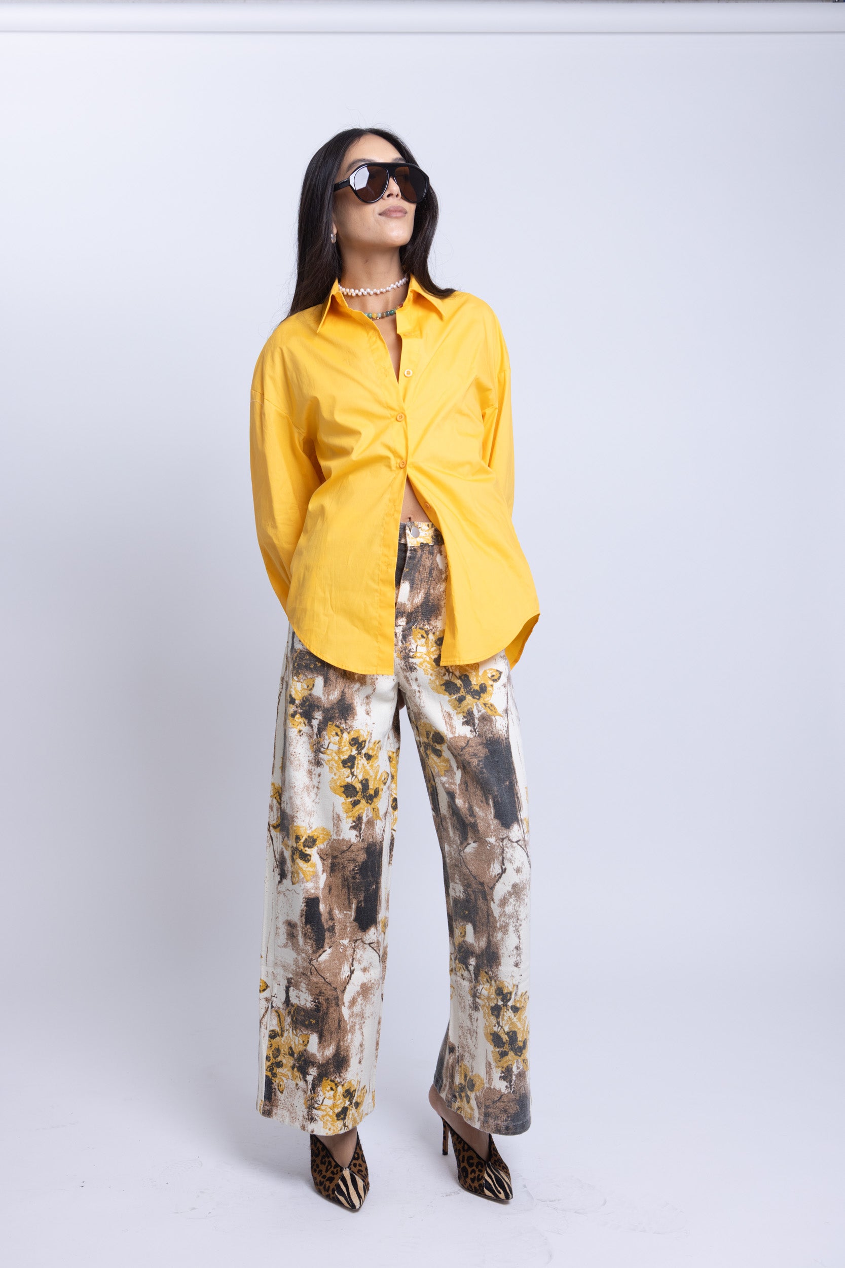 ג׳ינס טורו גווני חום