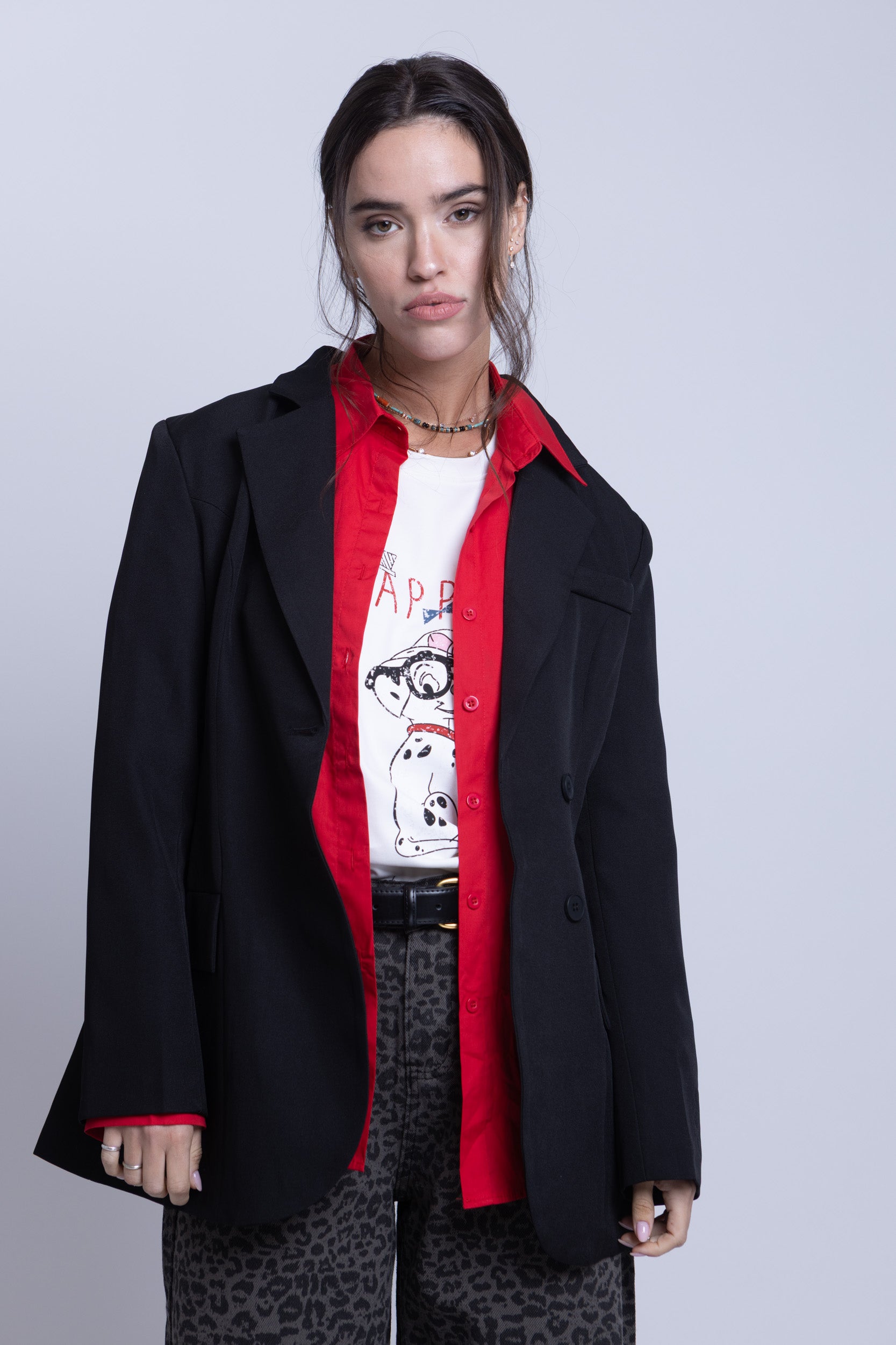 בלייזר מחויט רומי שחור