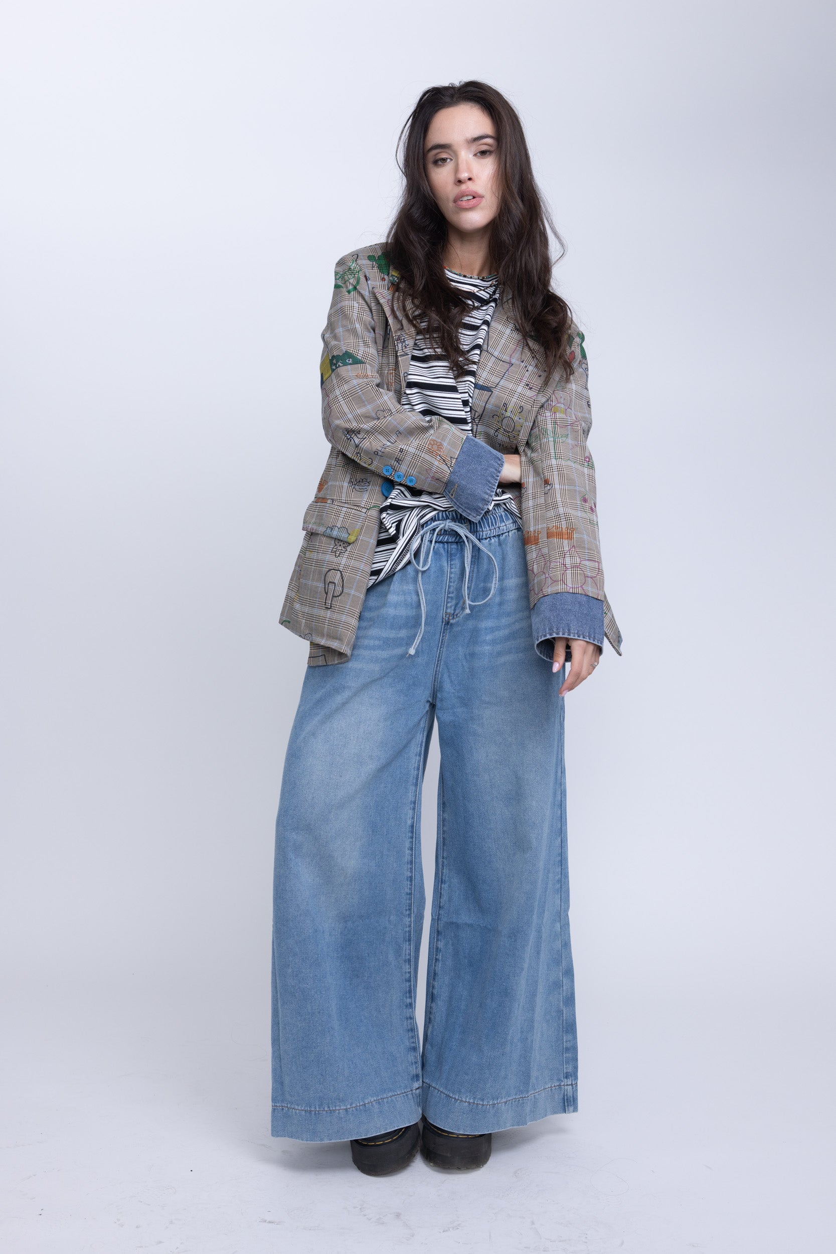 ג׳ינס מתרחב בלה