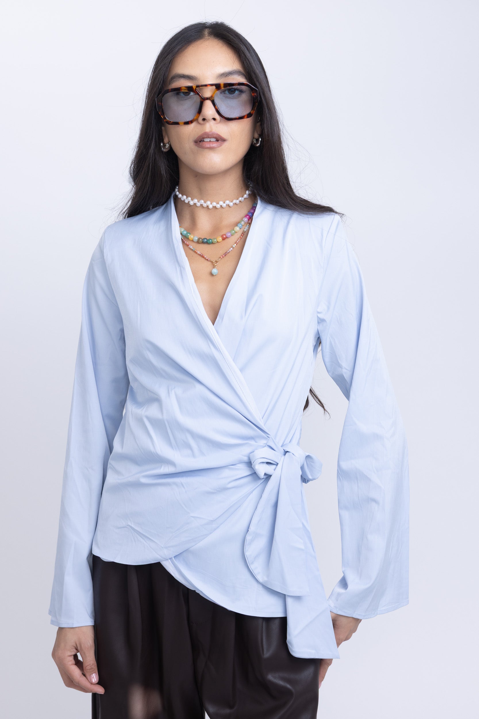 חולצת מעטפת רונה תכלת