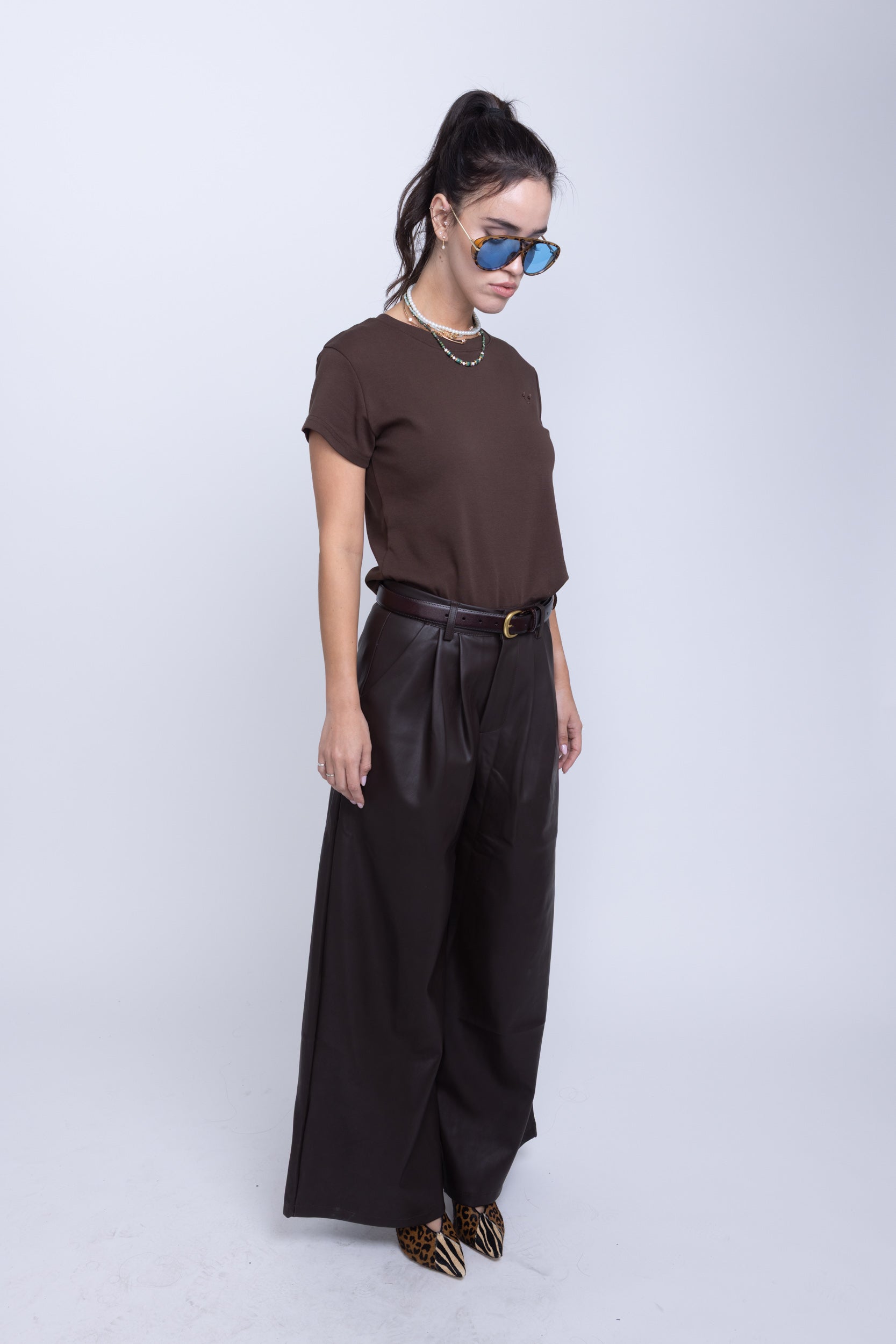 חולצת טי סמייל חום